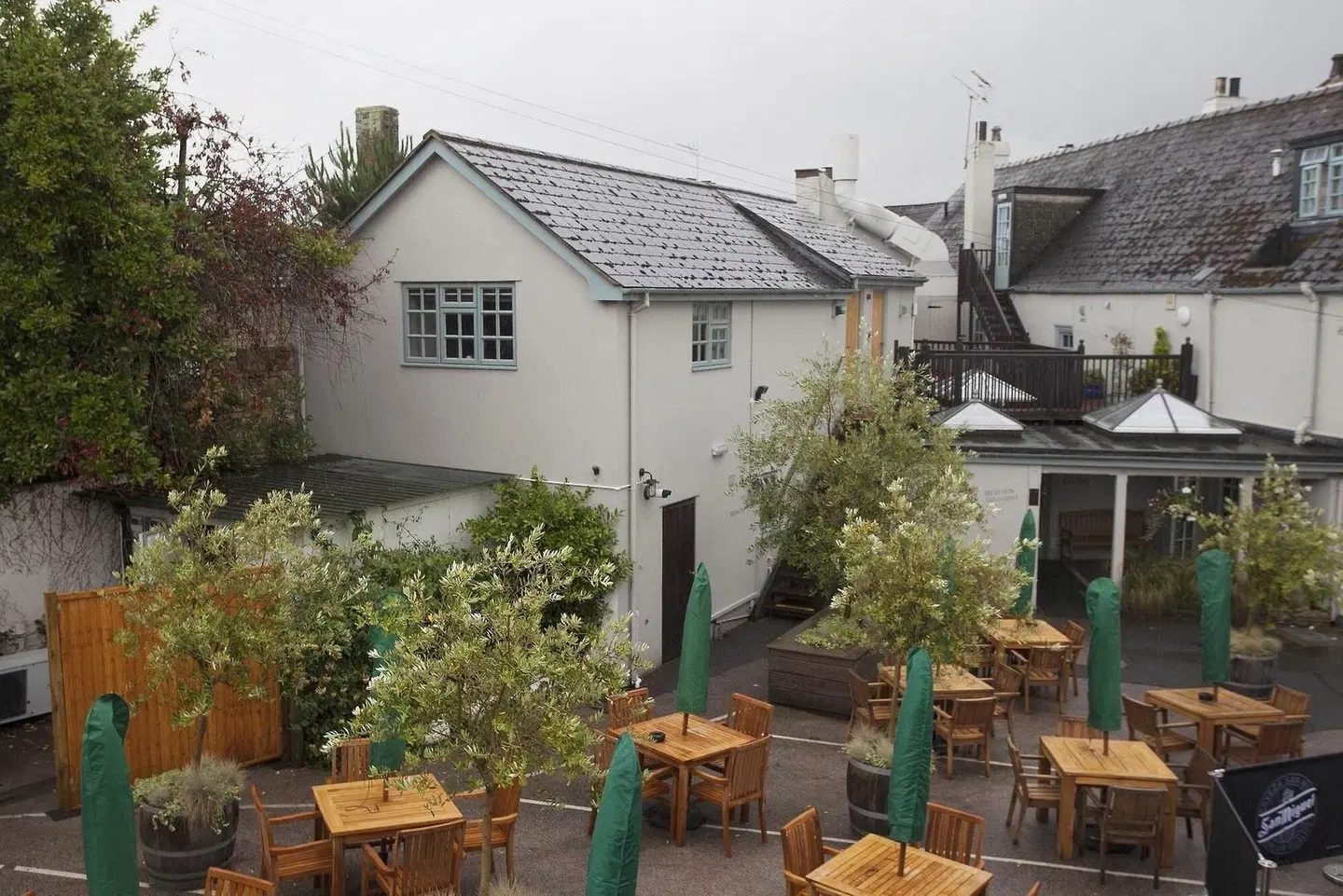 The Globe Terrasse