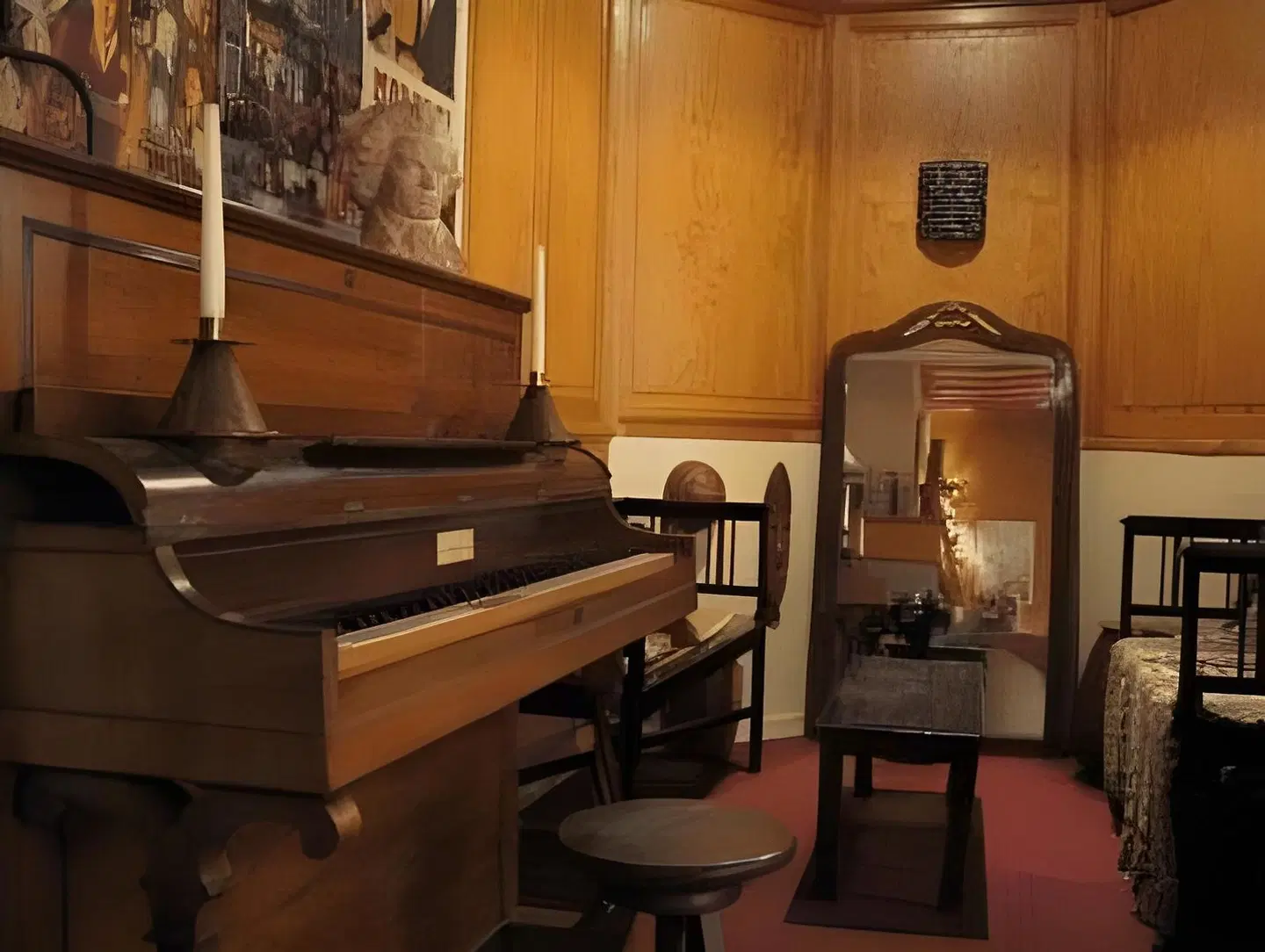 Le Vieux Carré Bar