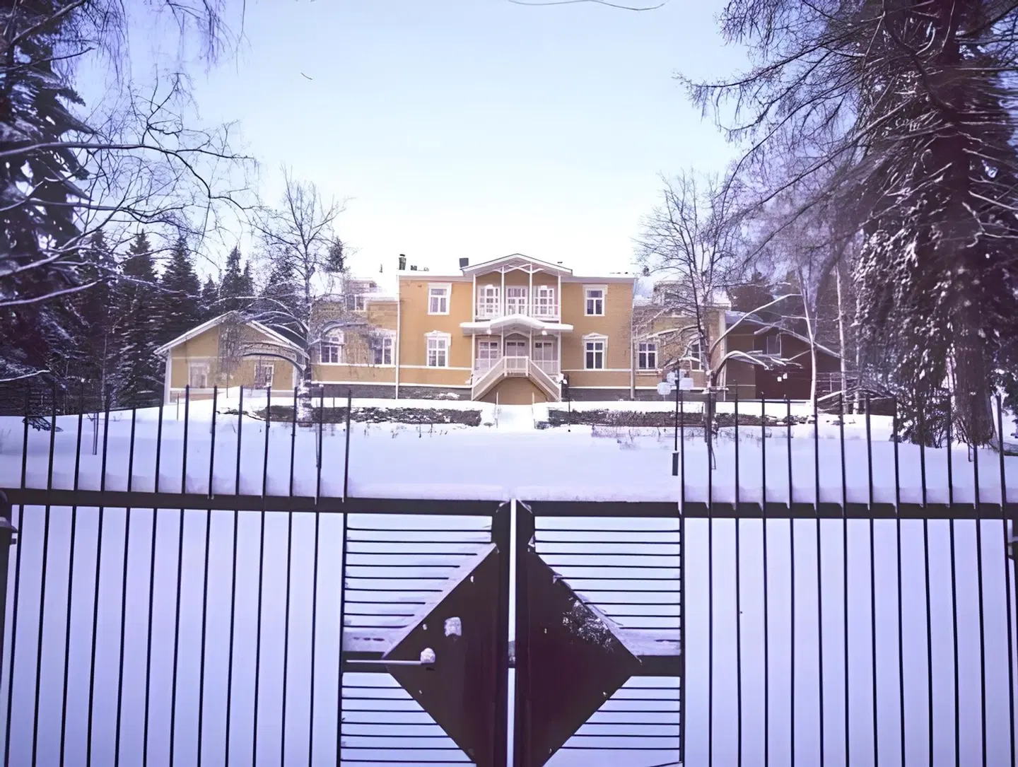 Karolineburg Manor House Hotel EXTERIOR