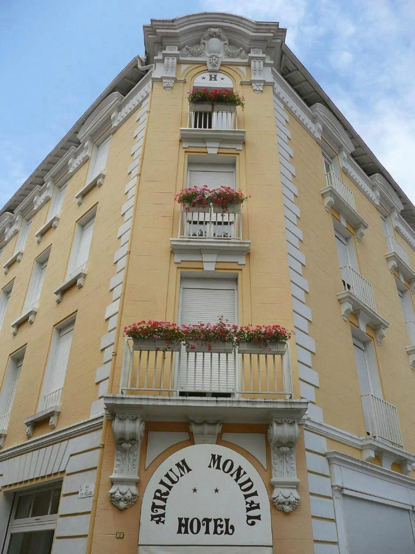 Atrium Mondial EXTERIOR