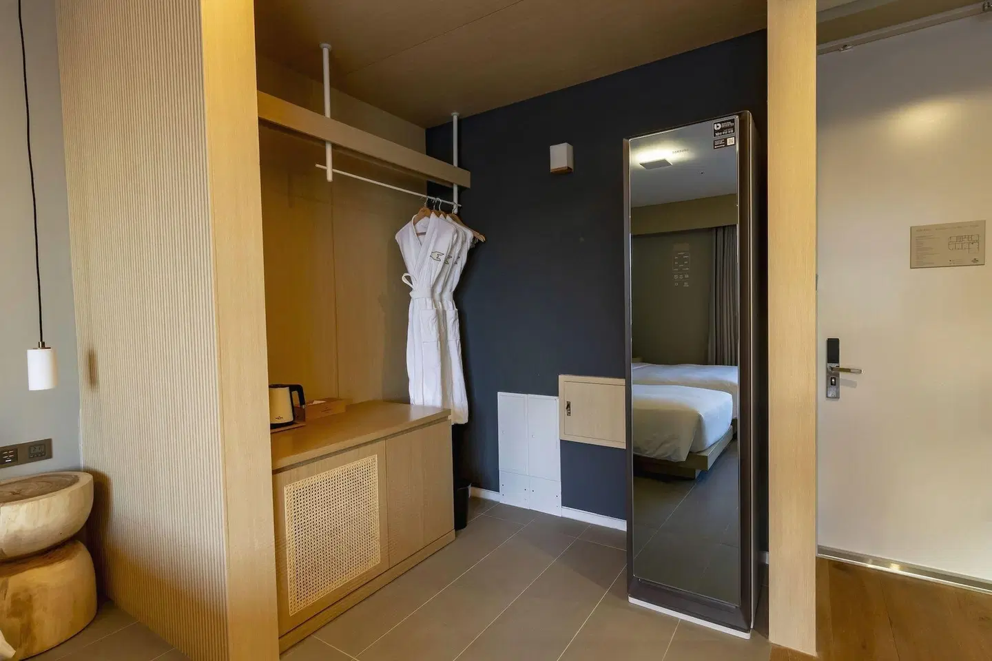 HOUND HOTEL SIGNATURE HEALTH_BEAUTY