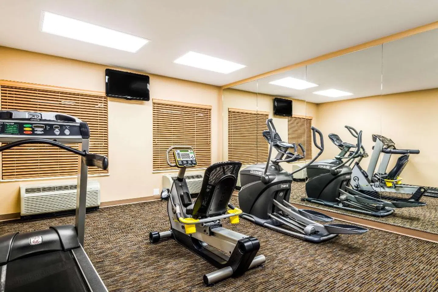 Baymont by Wyndham Denver International Airport SPORTS_AND_LEISURE