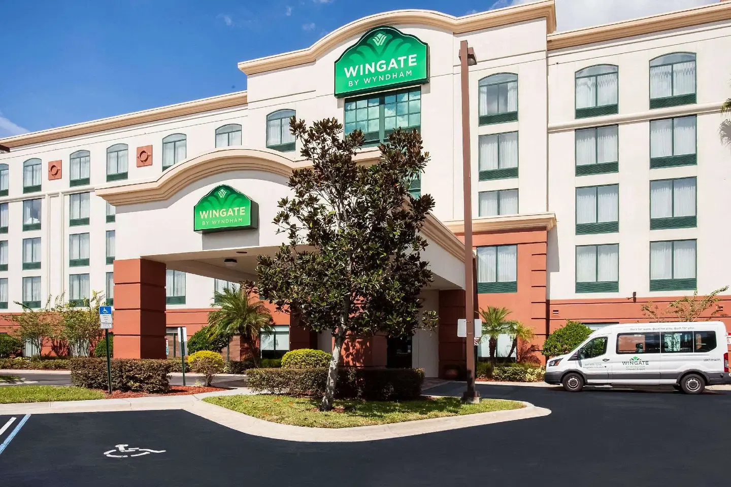 Wingate by Wyndham Orlando International Airport EXTERIOR