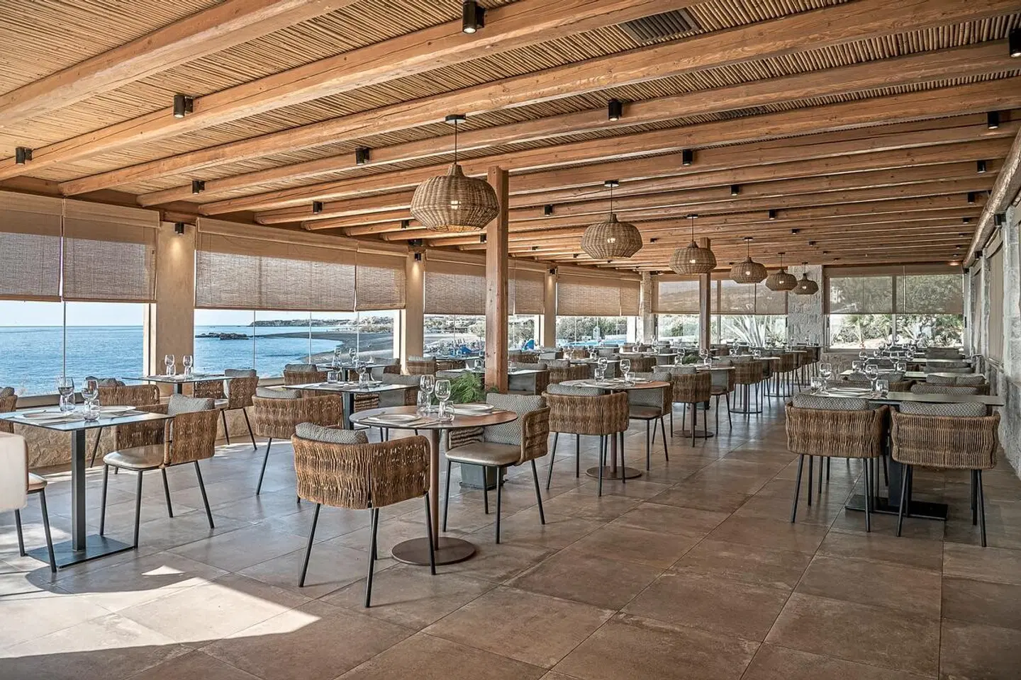 Kakkos Beach Restaurant
