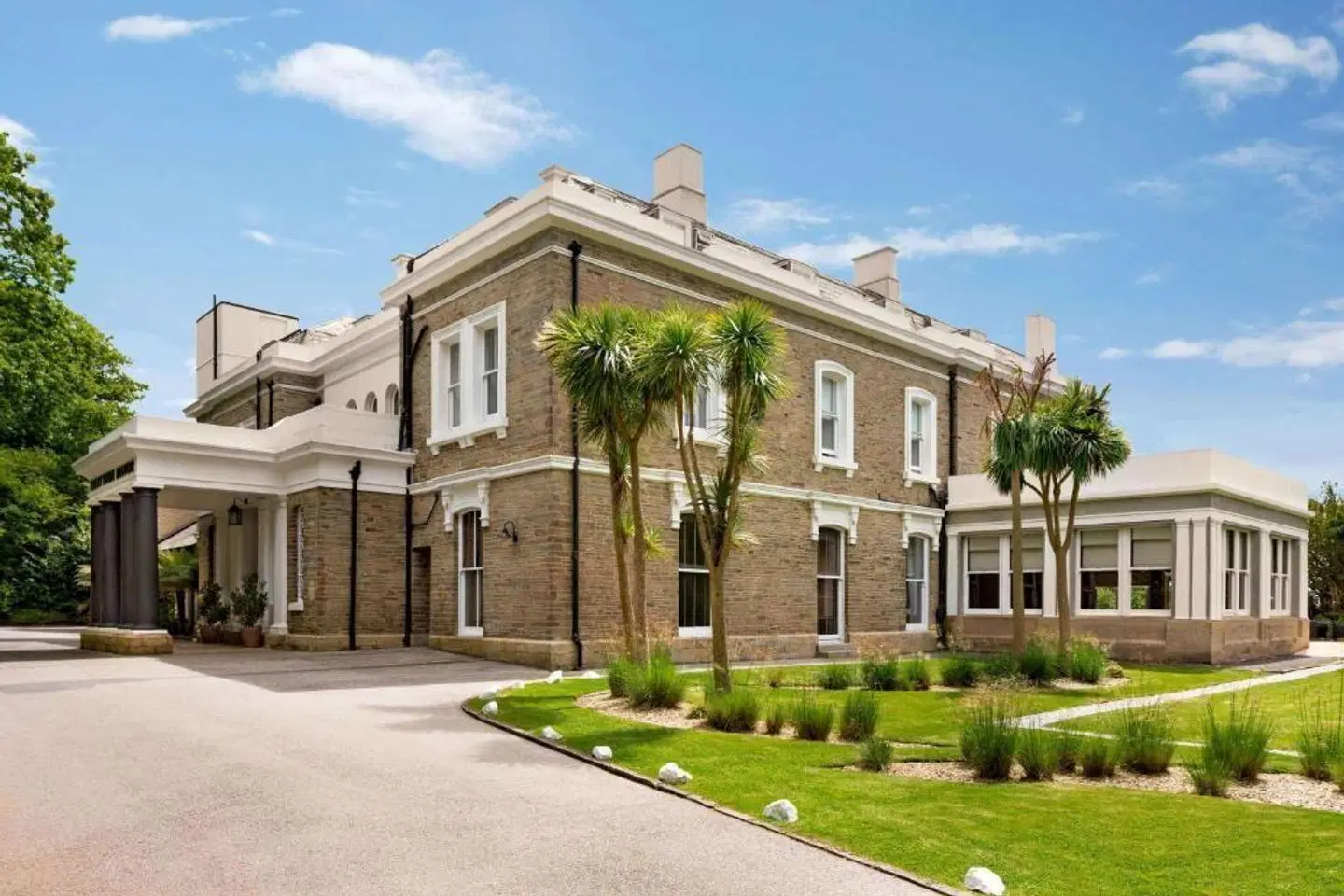 Wyndham Trenython Manor EXTERIOR