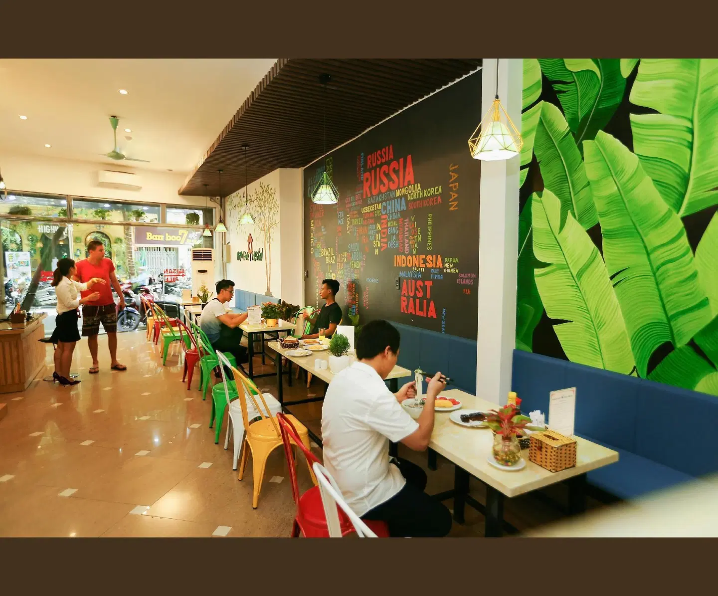 Hanoi High Five Hostel Restaurant