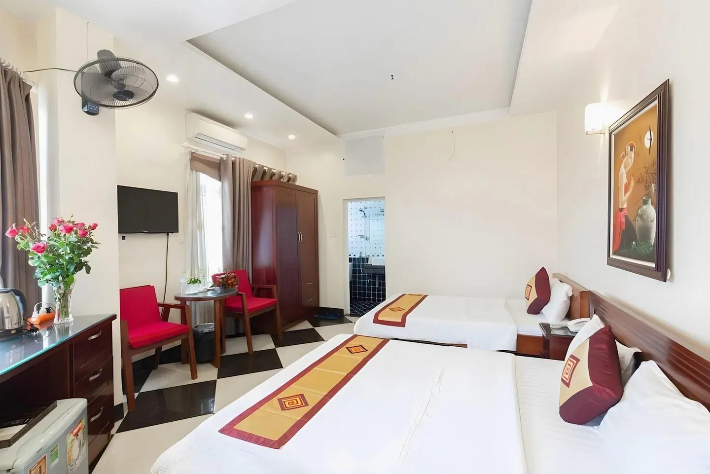 Titanic 2 Hotel ROOM_EXAMPLE