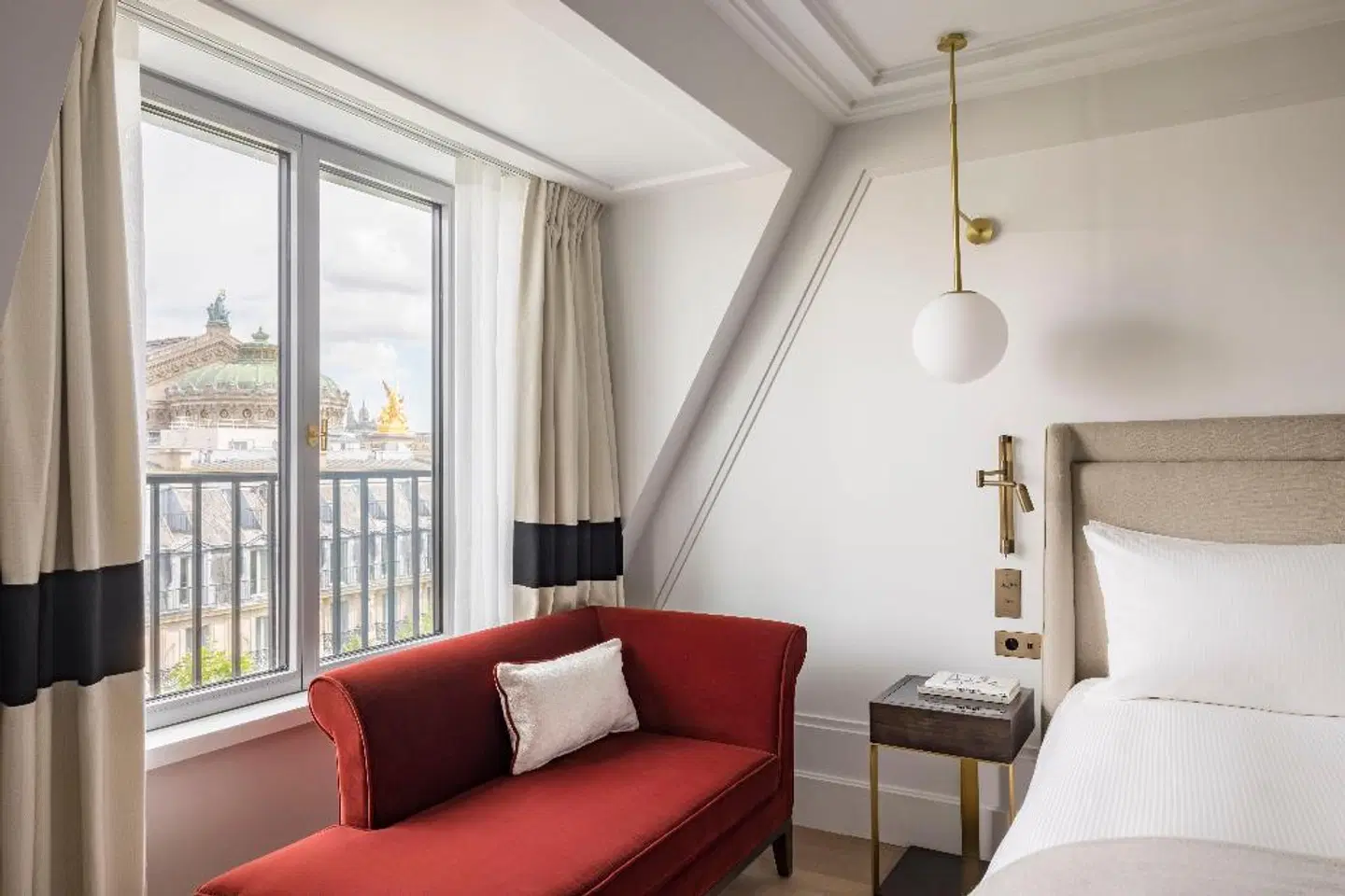 Kimpton St Honore Paris, an IHG Hotel ROOM_EXAMPLE
