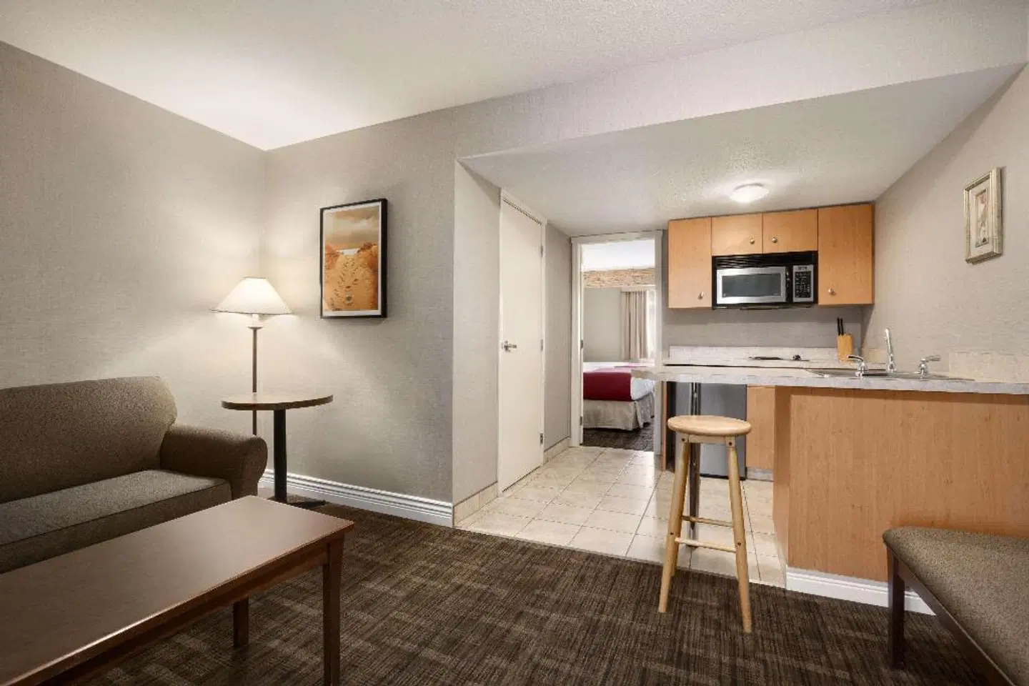 Days Inn & Suites by Wyndham Revelstoke ROOM_EXAMPLE
