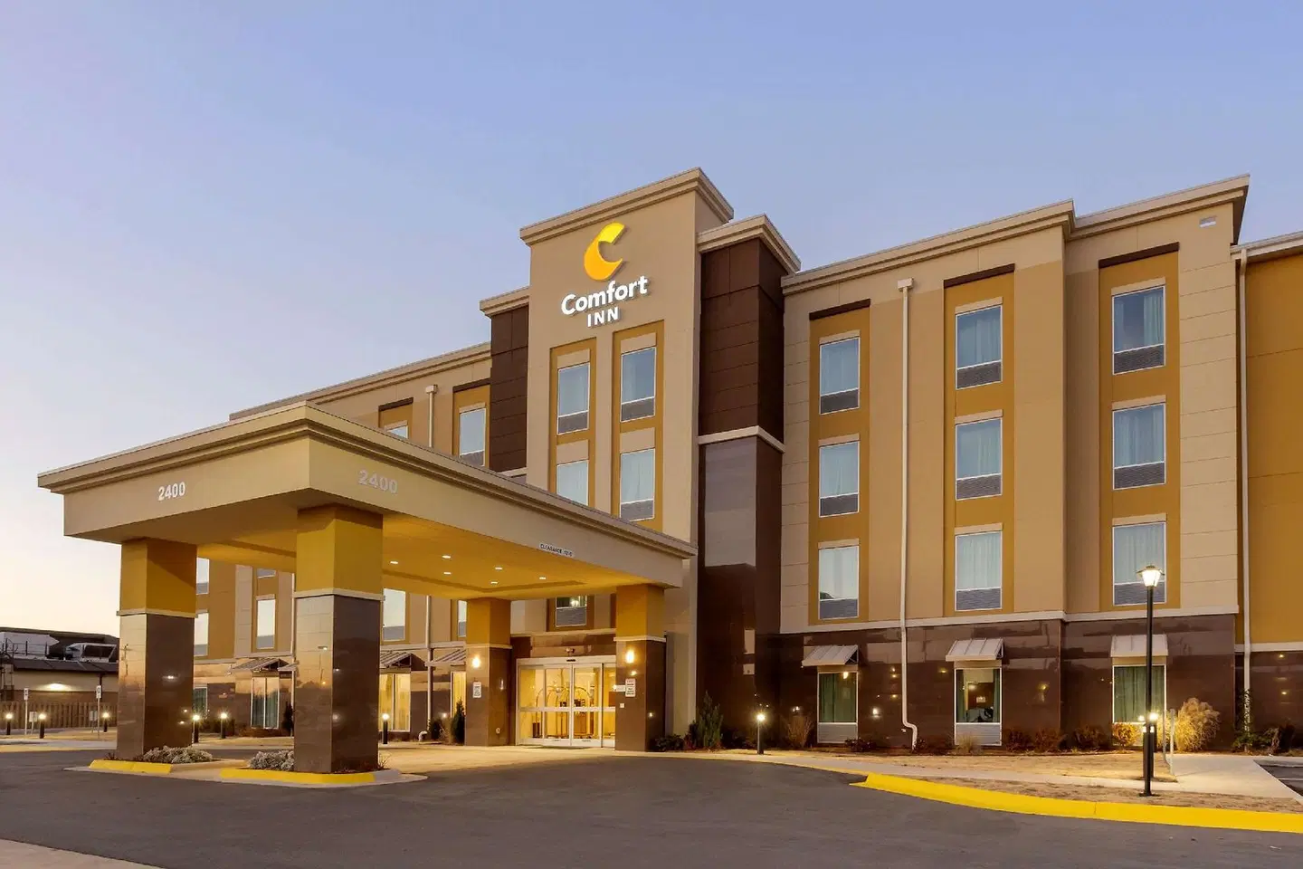 Comfort Inn EXTERIOR