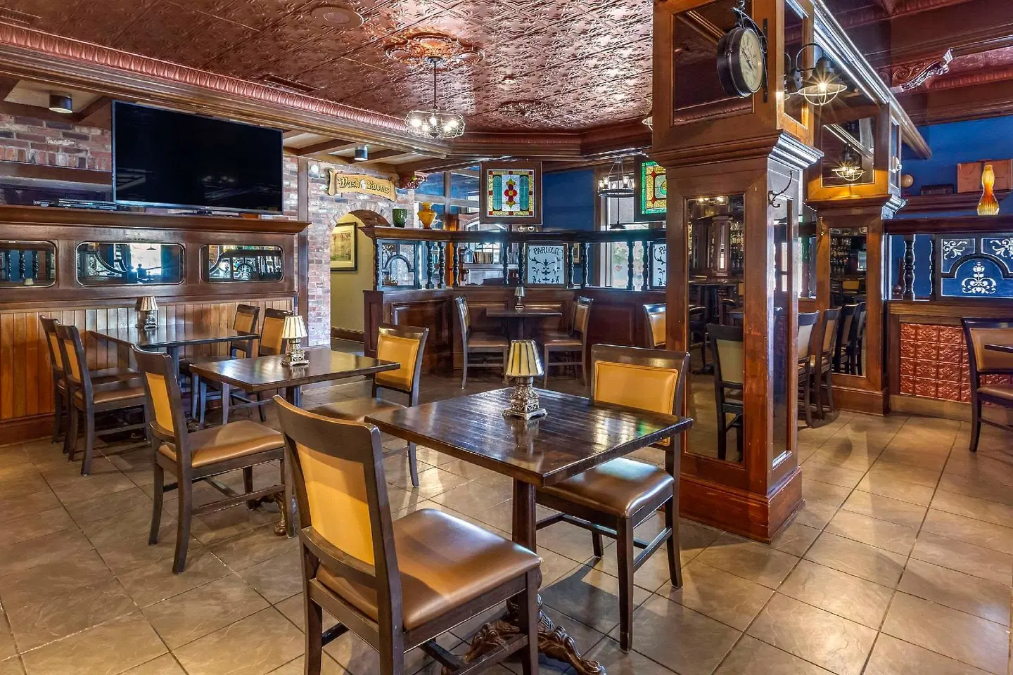 The Parlour Inn Bar