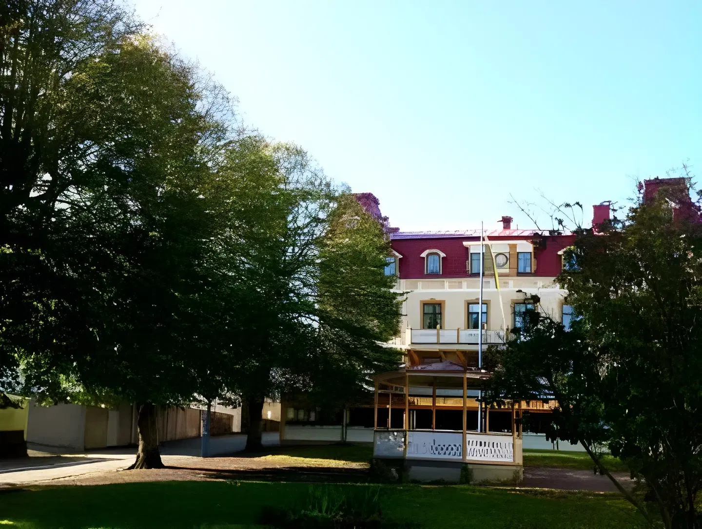 Grand Hotel Marstrand EXTERIOR