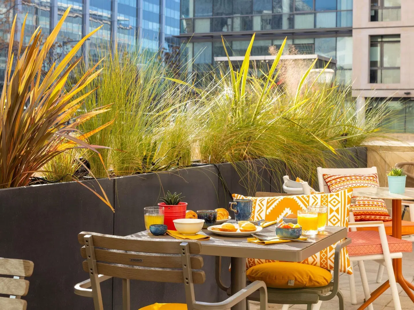 ibis Marseille Centre Euroméd Terrasse