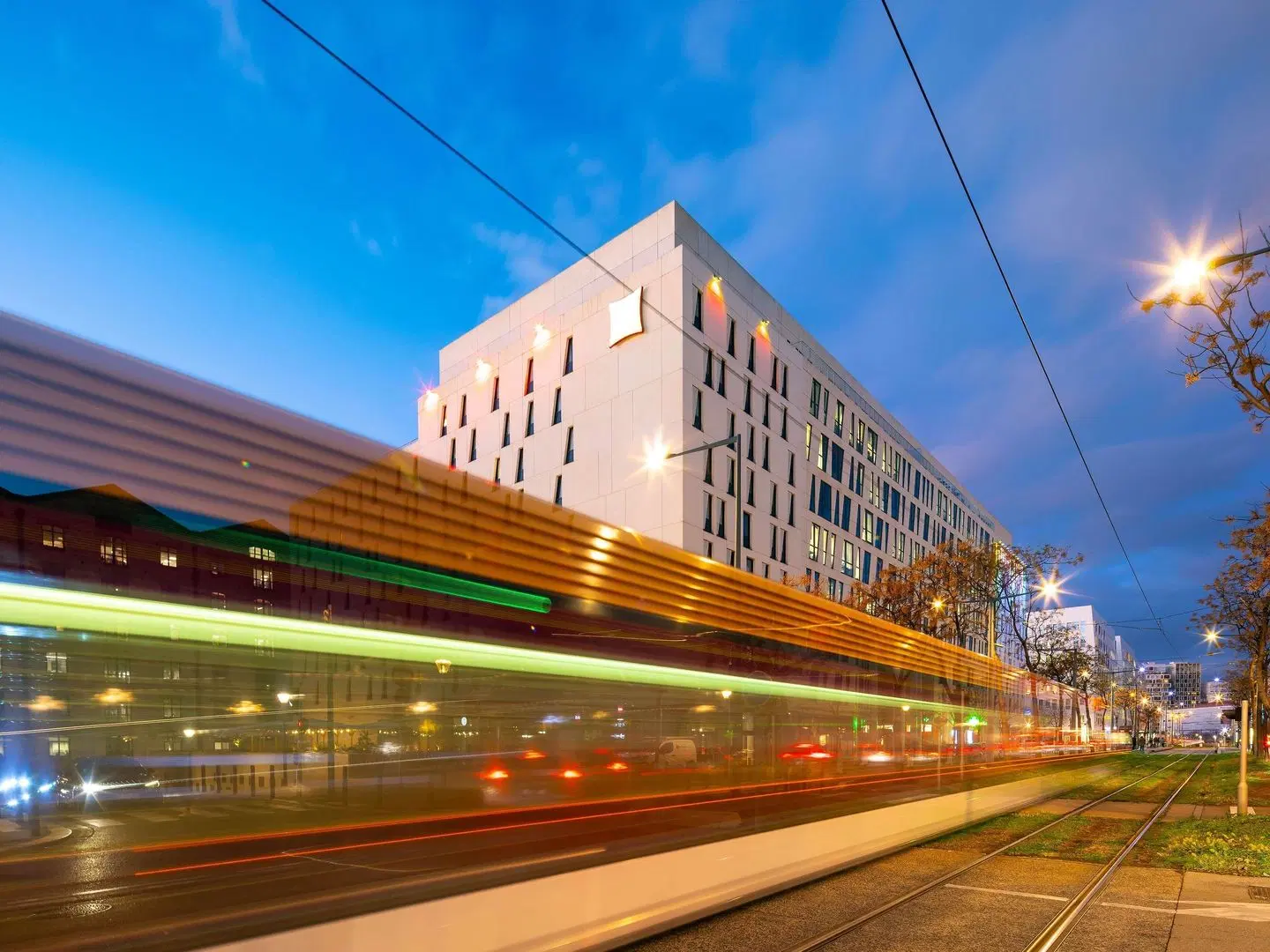 ibis Marseille Centre Euroméd EXTERIOR