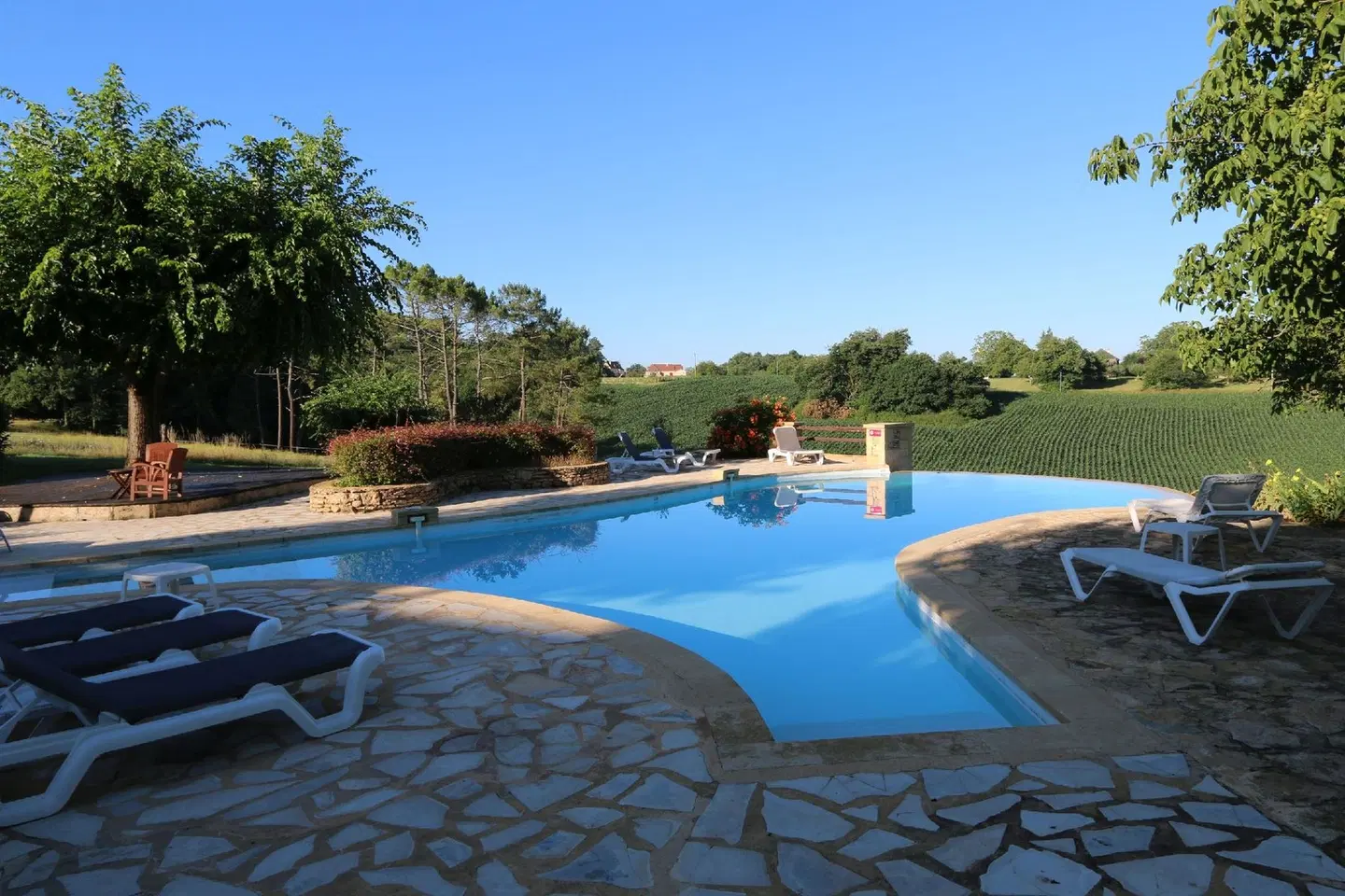 Ferme Lamy OUTDOOR_POOL