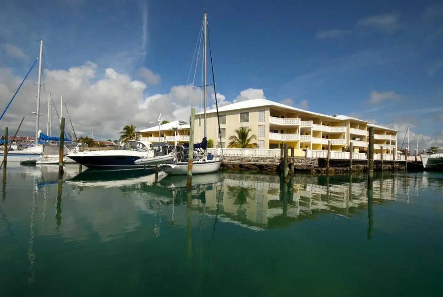 Ocean Reef Yacht Club EXTERIOR