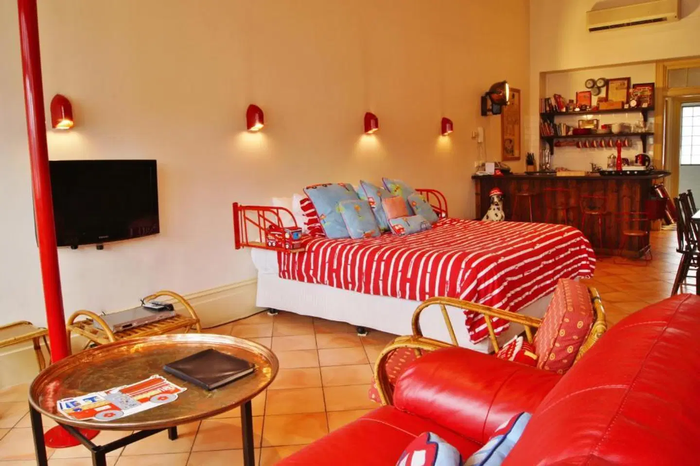 Fire Station Inn ROOM_EXAMPLE