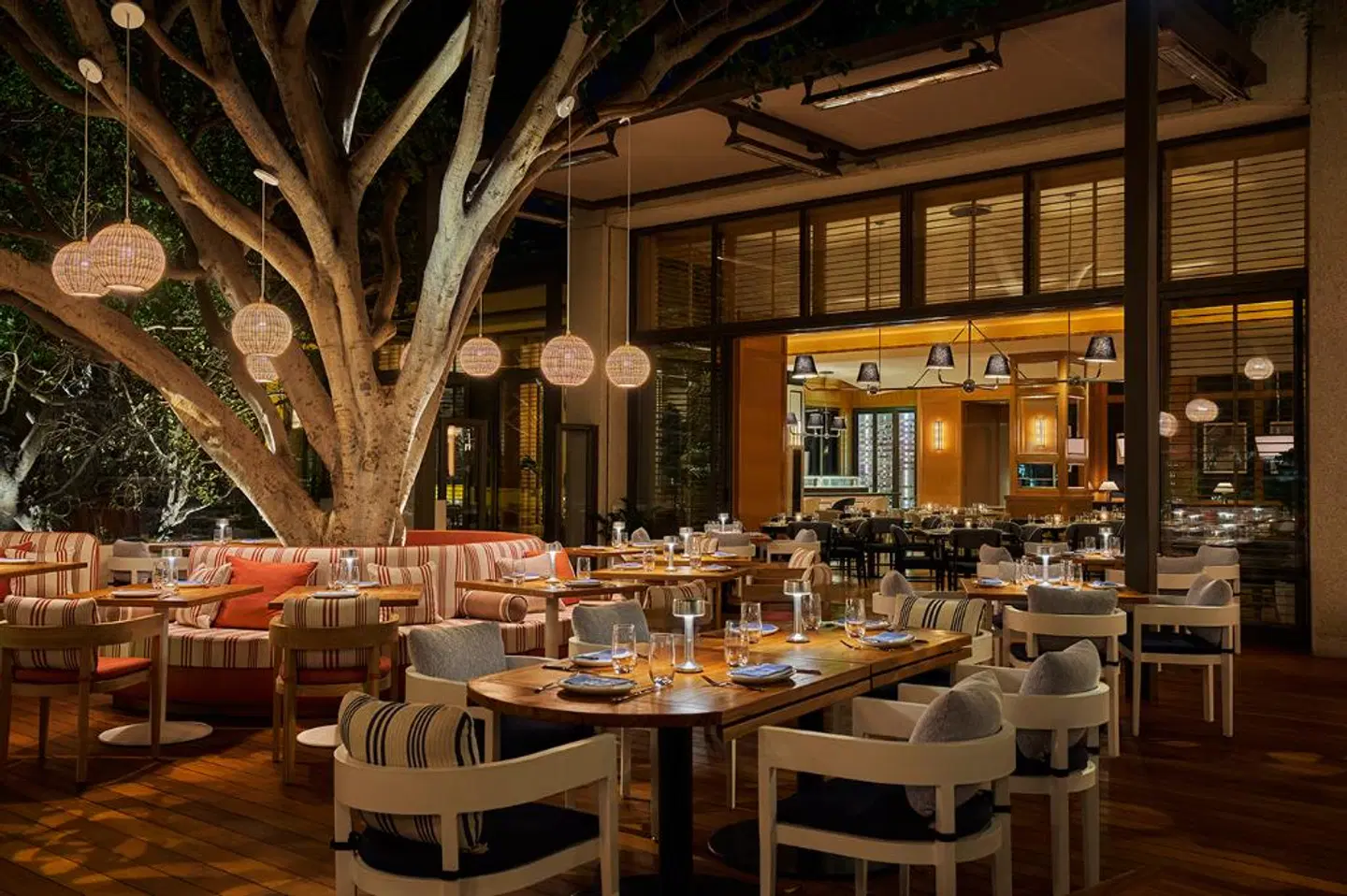 Island Hotel Newport Beach Restaurant