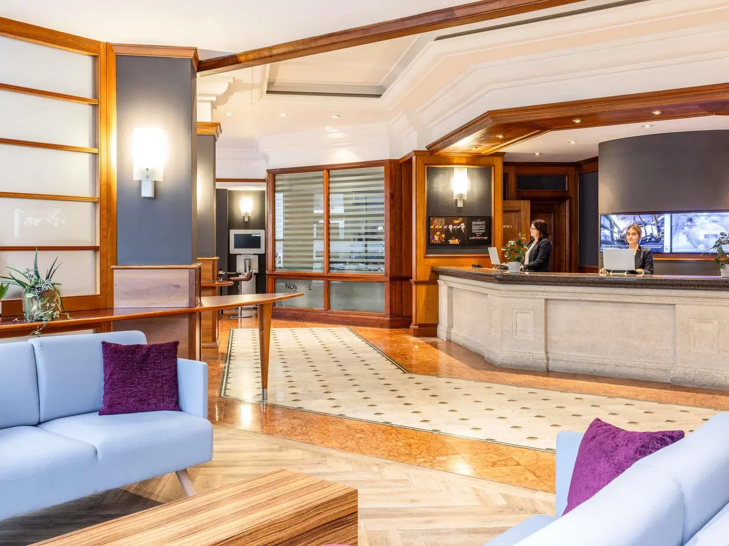 Novotel Bristol Centre Hotel LOUNGE_LOBBY