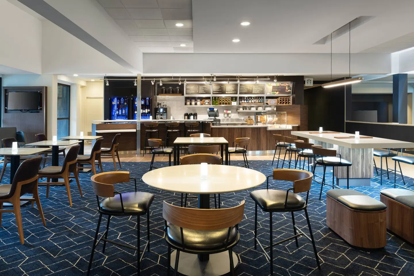 Courtyard by Marriott West Palm Beach Bar