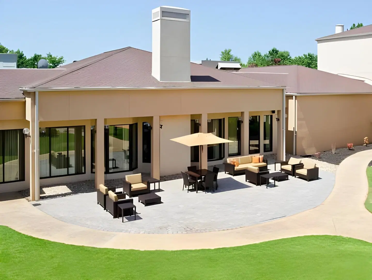 Courtyard by Marriott Huntsville University Drive Terrasse
