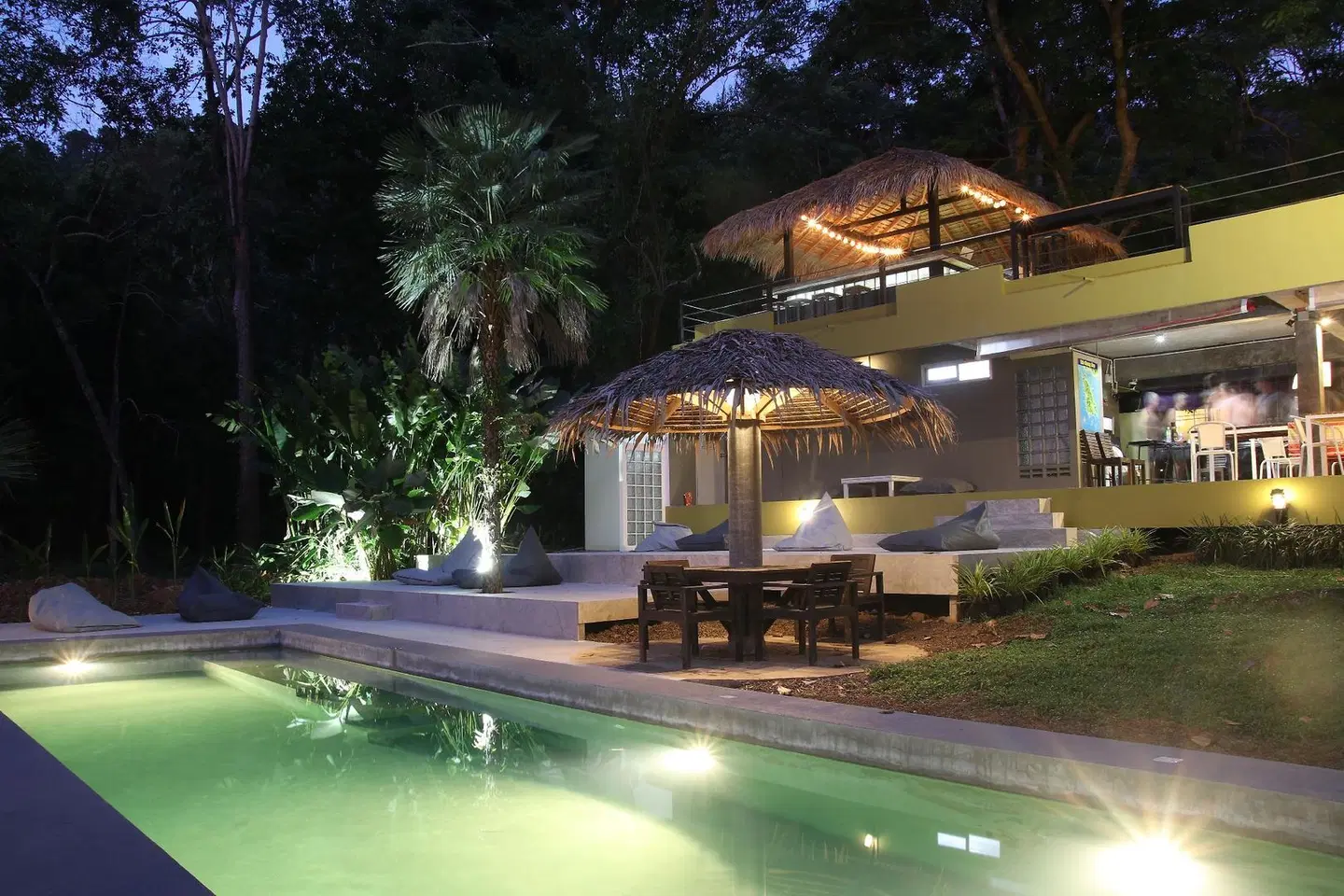 Lazy Republique OUTDOOR_POOL