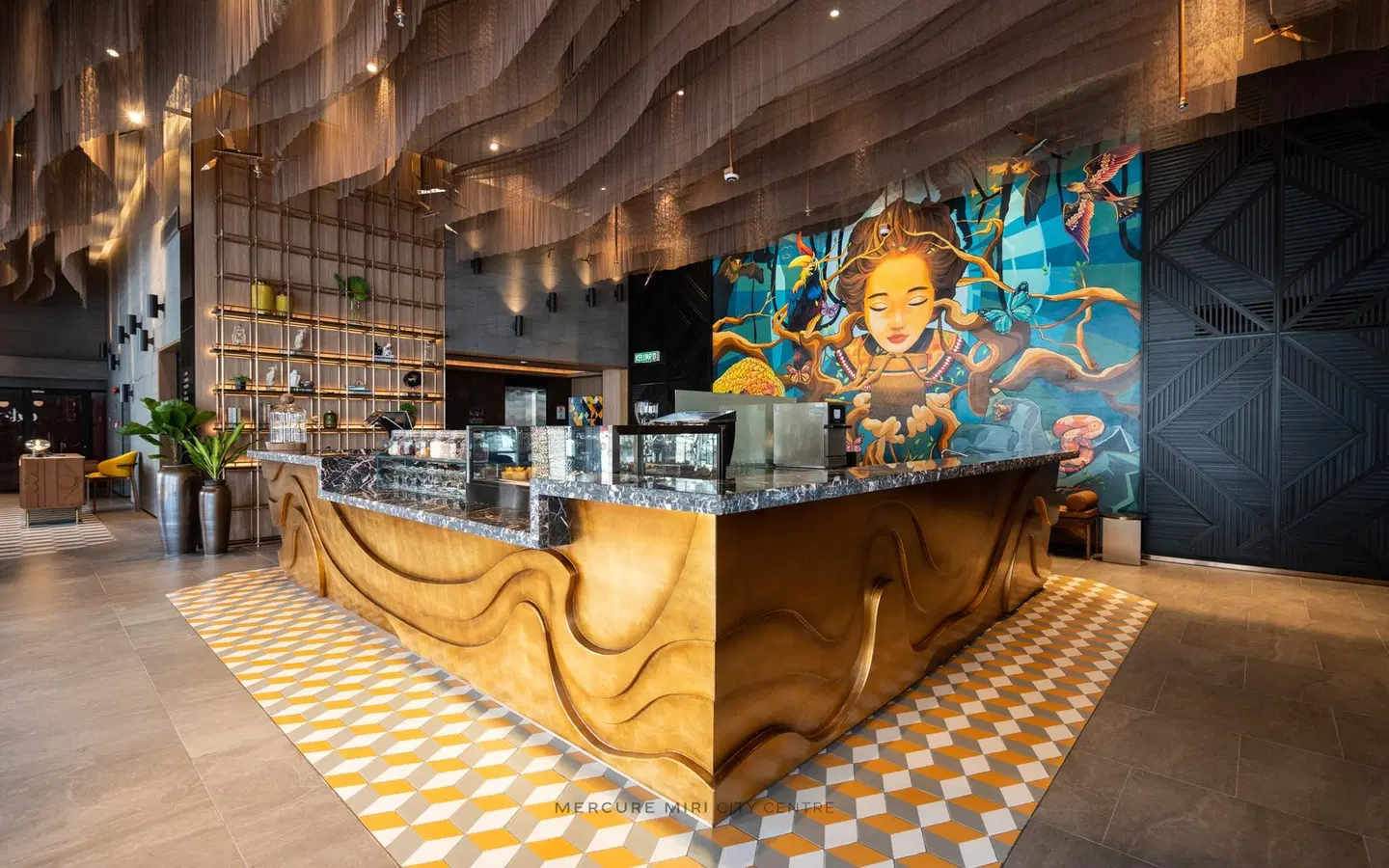 Mercure Miri City Centre Bar