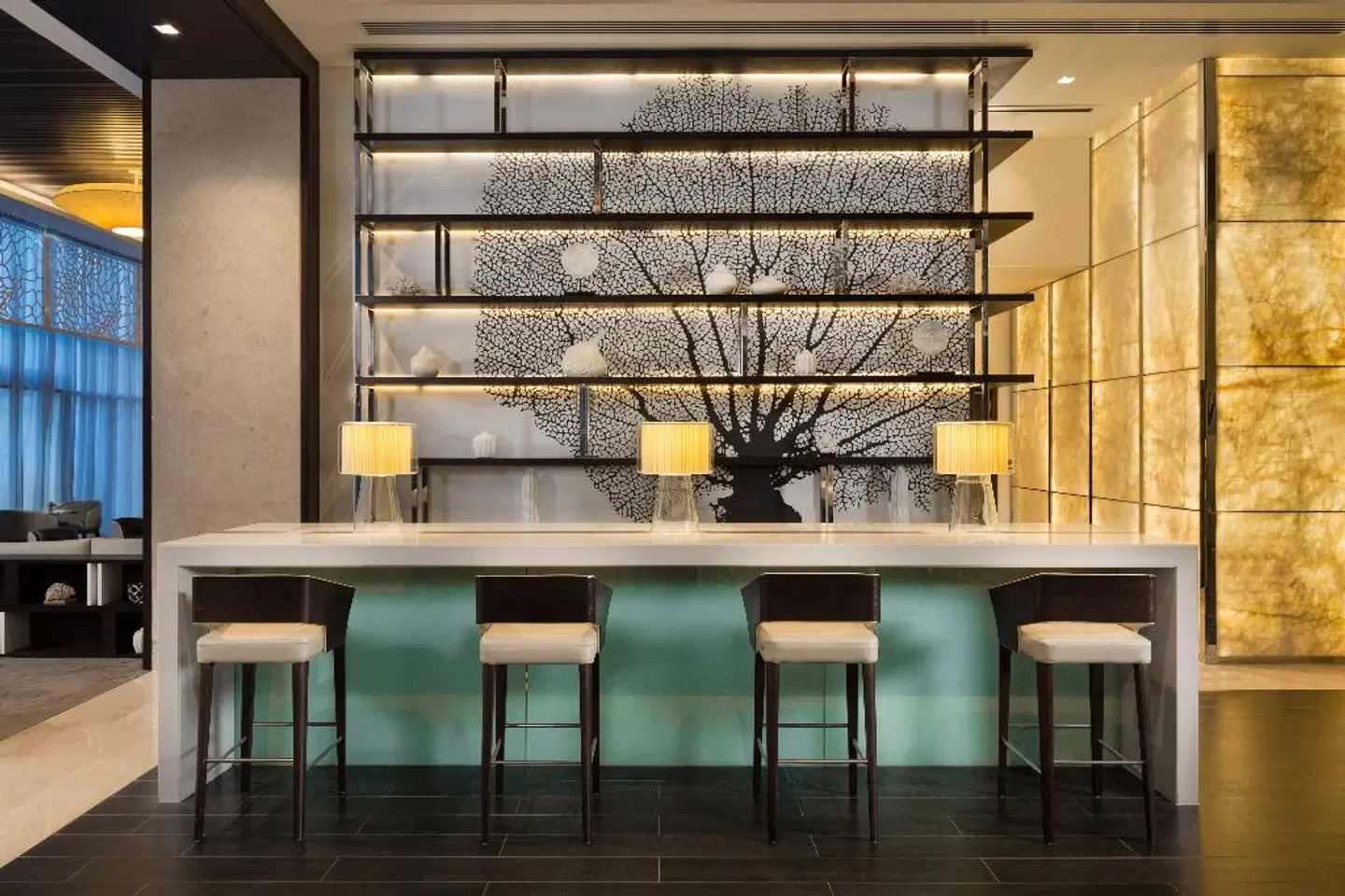 Beach Rotana - Residences Bar