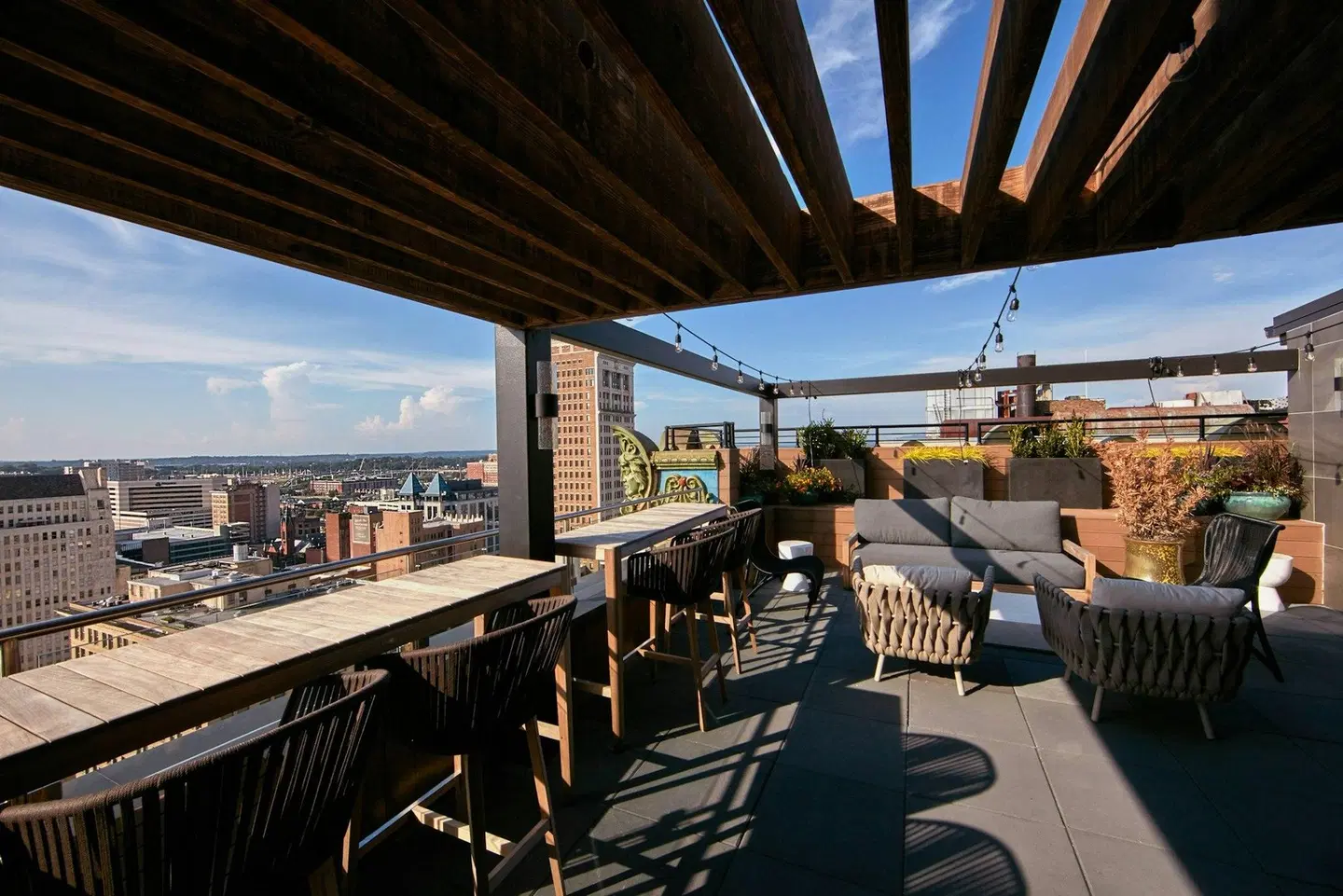 Elyton Hotel, Autograph Collection Terrasse