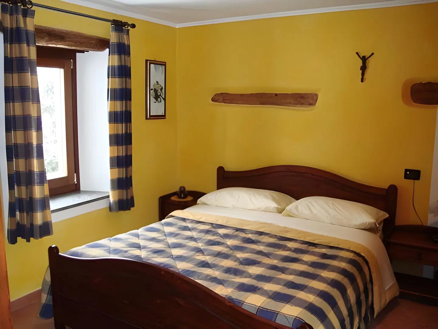 Chambres D'Hotes Les Fleurs ROOM_EXAMPLE