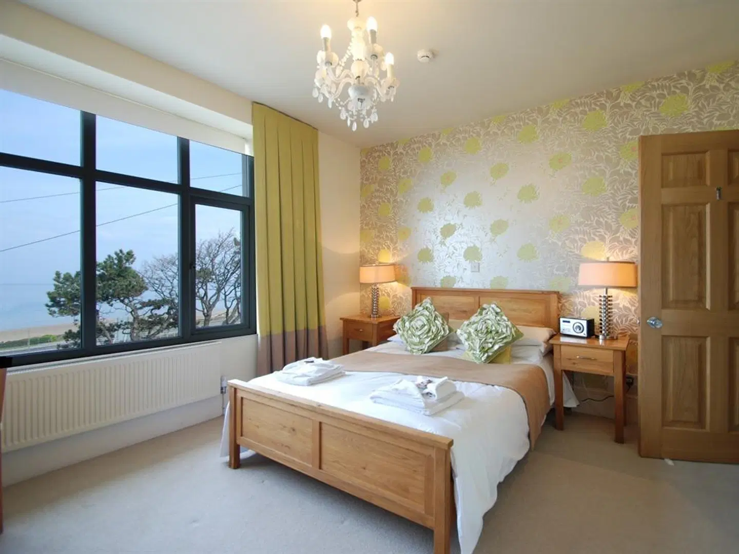 The Gladstone ROOM_EXAMPLE