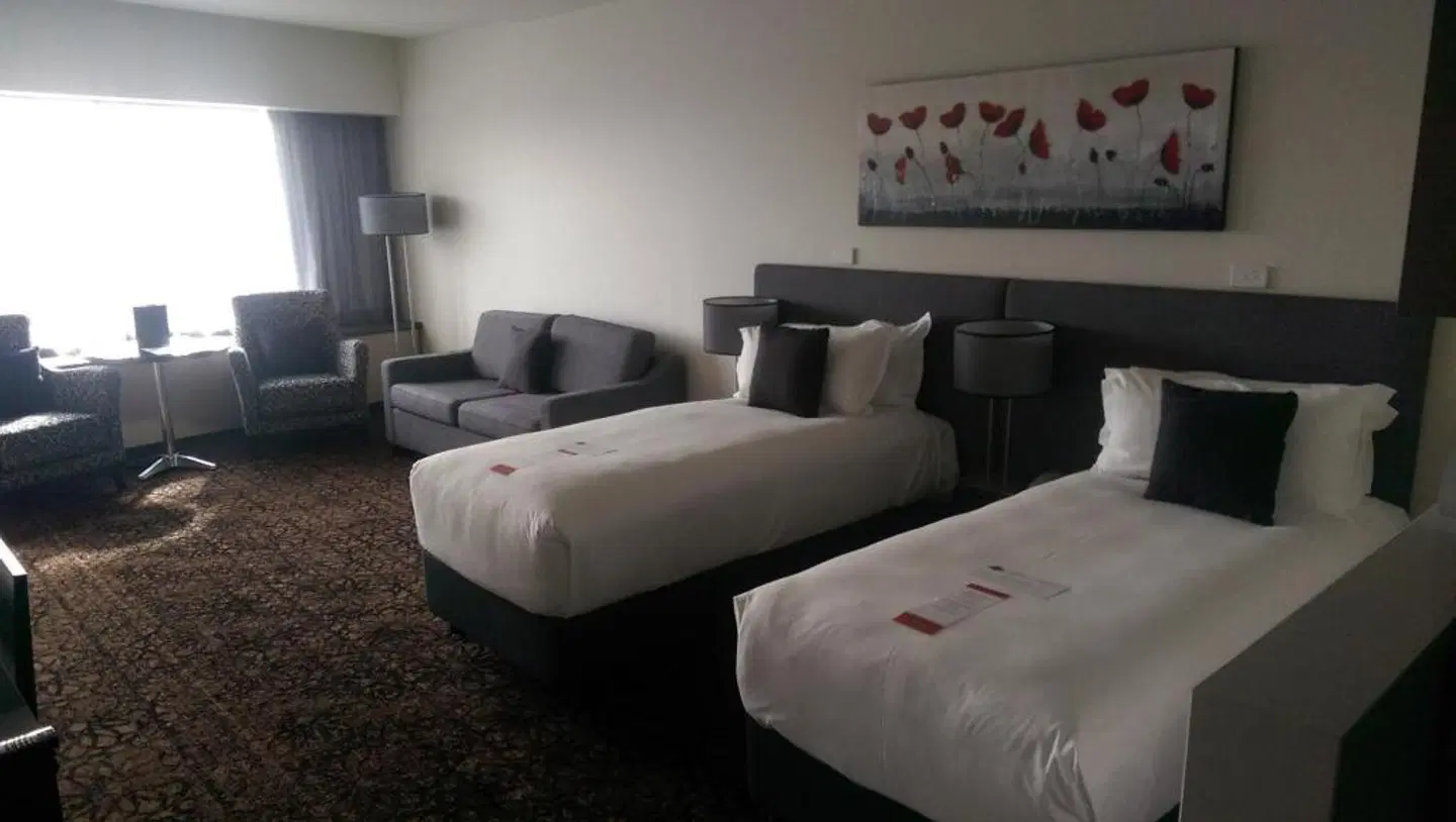 Calamvale Hotel Suites and Conference Centre ROOM_EXAMPLE