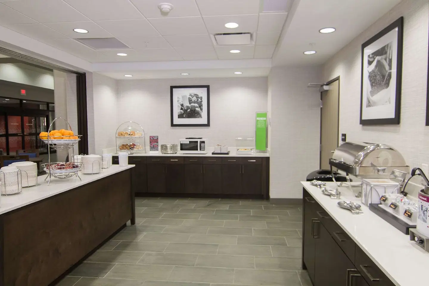 Hampton Inn & Suites Tulsa Downtown Restaurant
