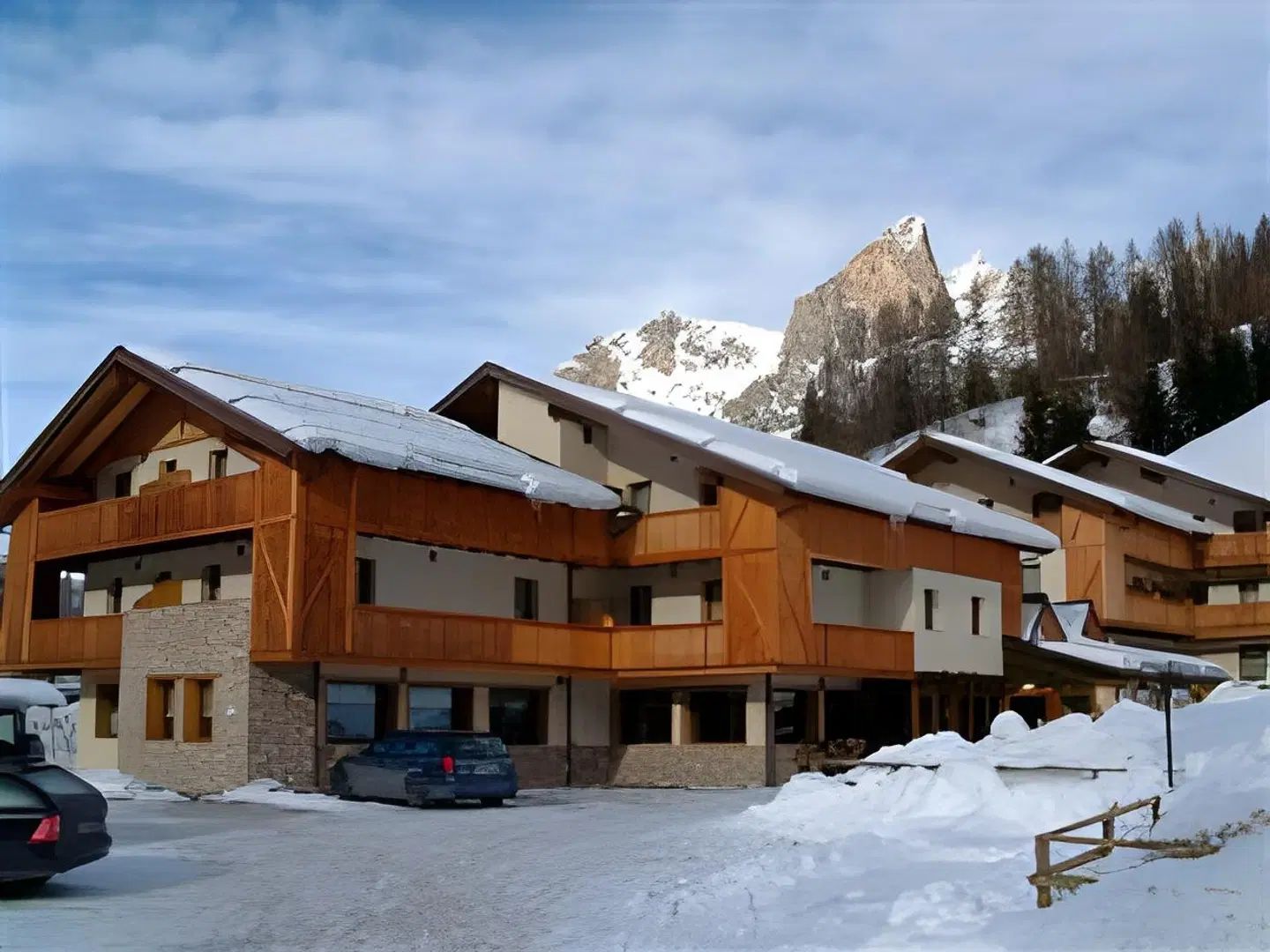 Orso Grigio EXTERIOR