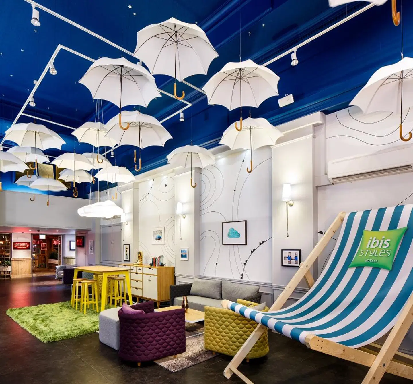 Manchester Portland by Sunday LOUNGE_LOBBY