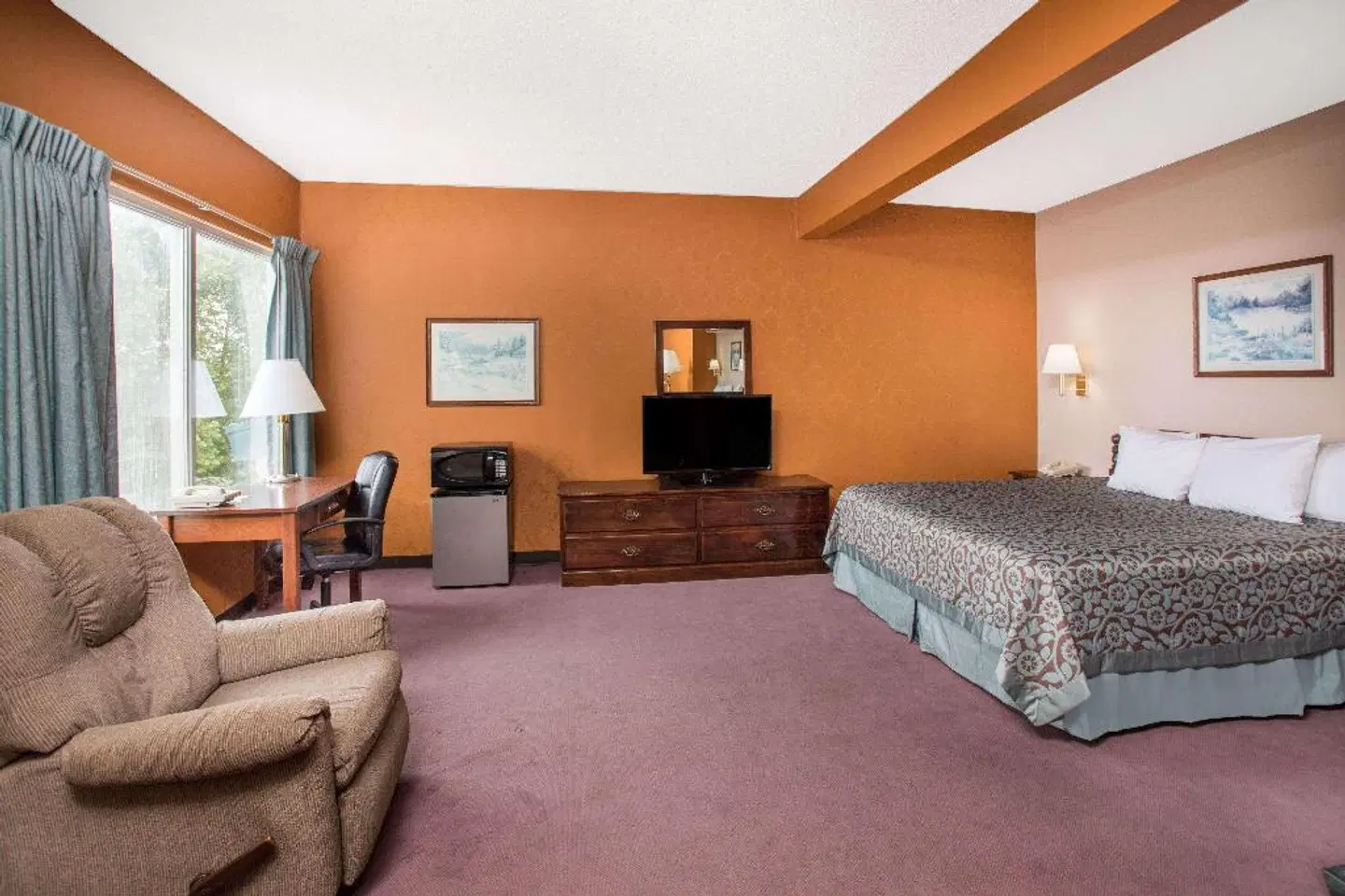 Days Inn Harrison ROOM_EXAMPLE