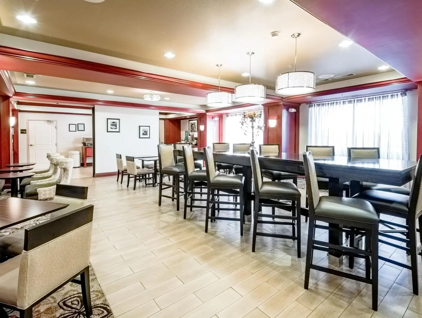 Hampton Inn Montgomery-South-Airport Bar
