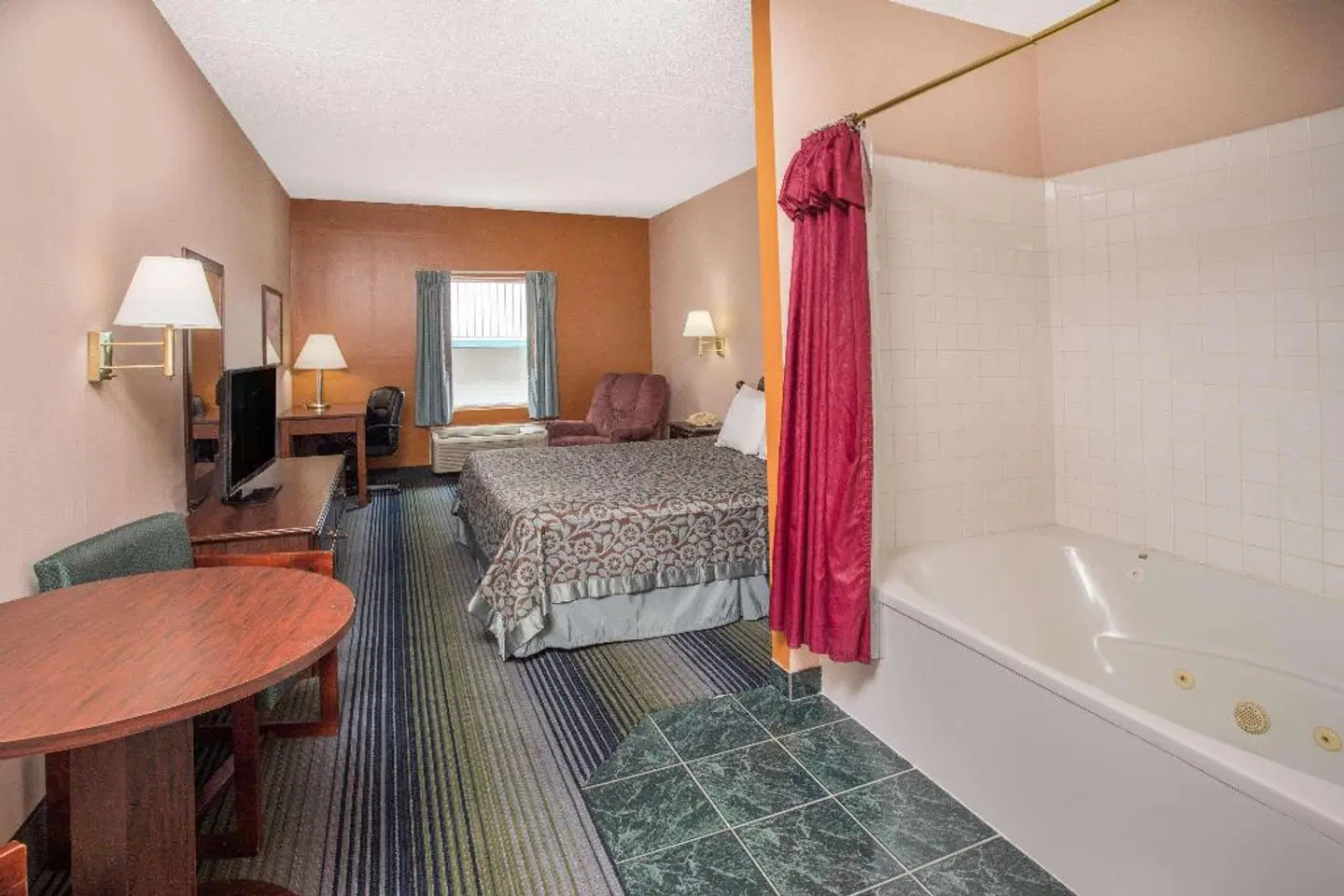 Days Inn Harrison ROOM_EXAMPLE