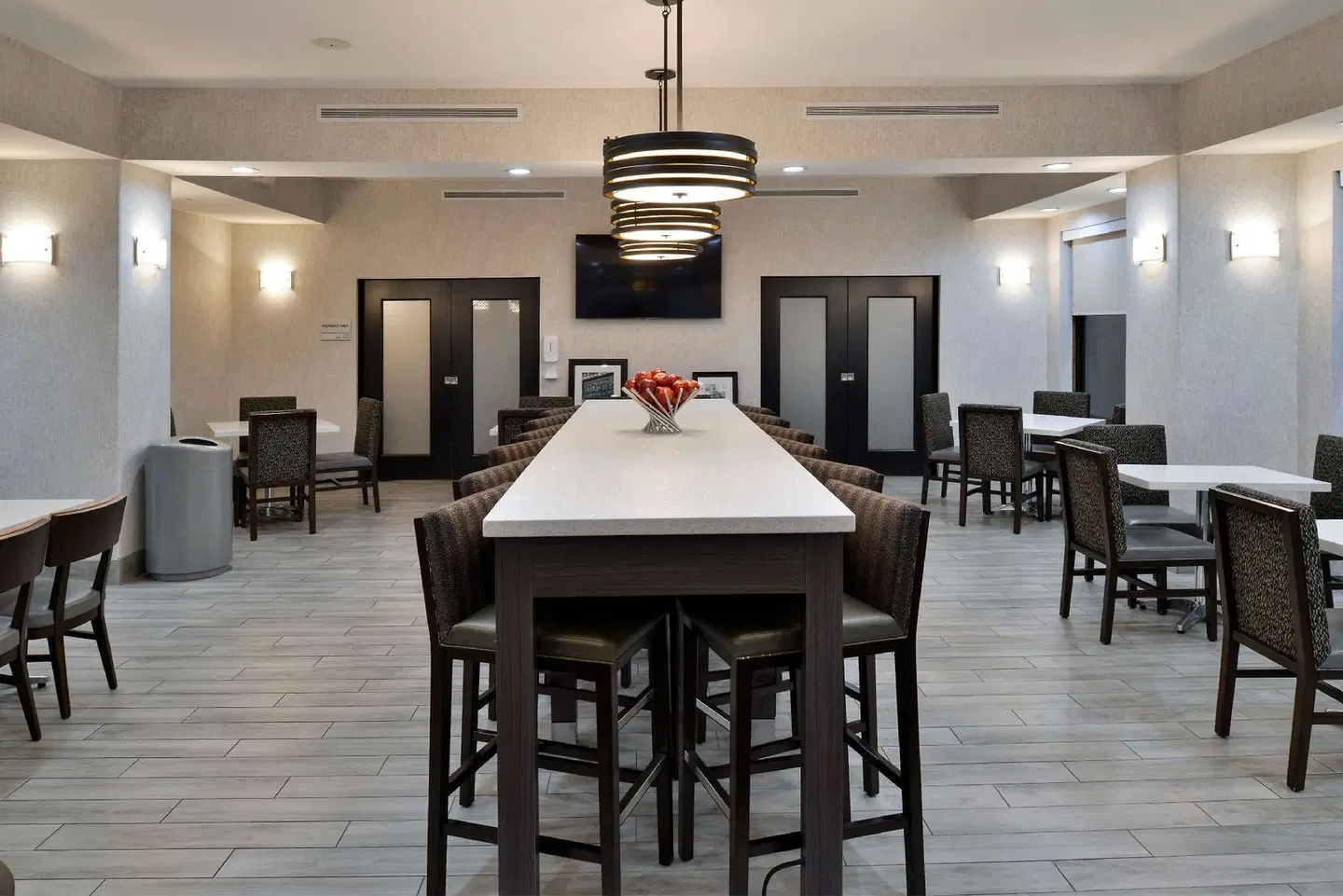 Hampton Inn Kansas City Northeast Restaurant