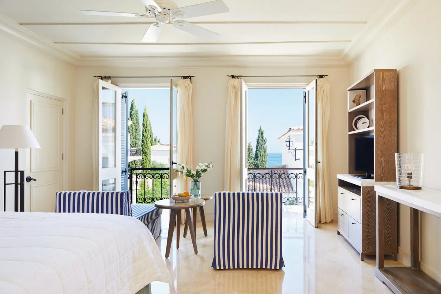 Anassa ROOM_EXAMPLE