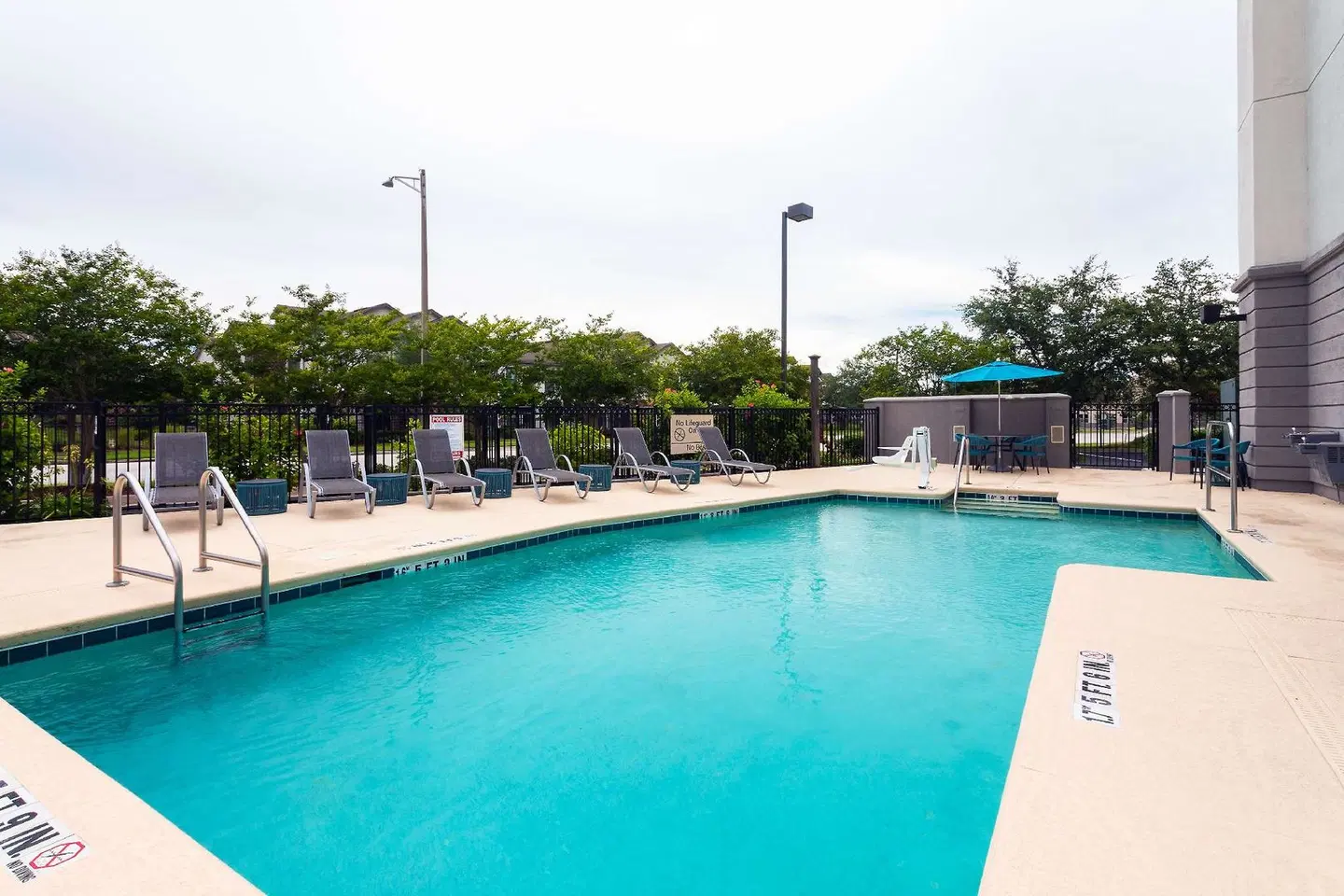 Hampton Inn Jacksonville-I-295 East/Baymeadows OUTDOOR_POOL