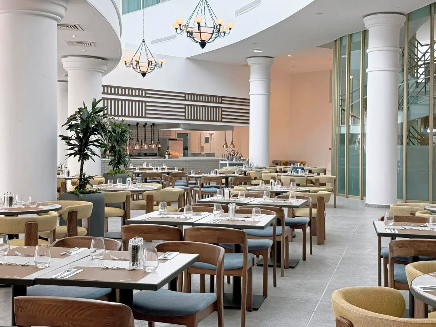 Imperial Island Resort by Louis Hotels Restaurant