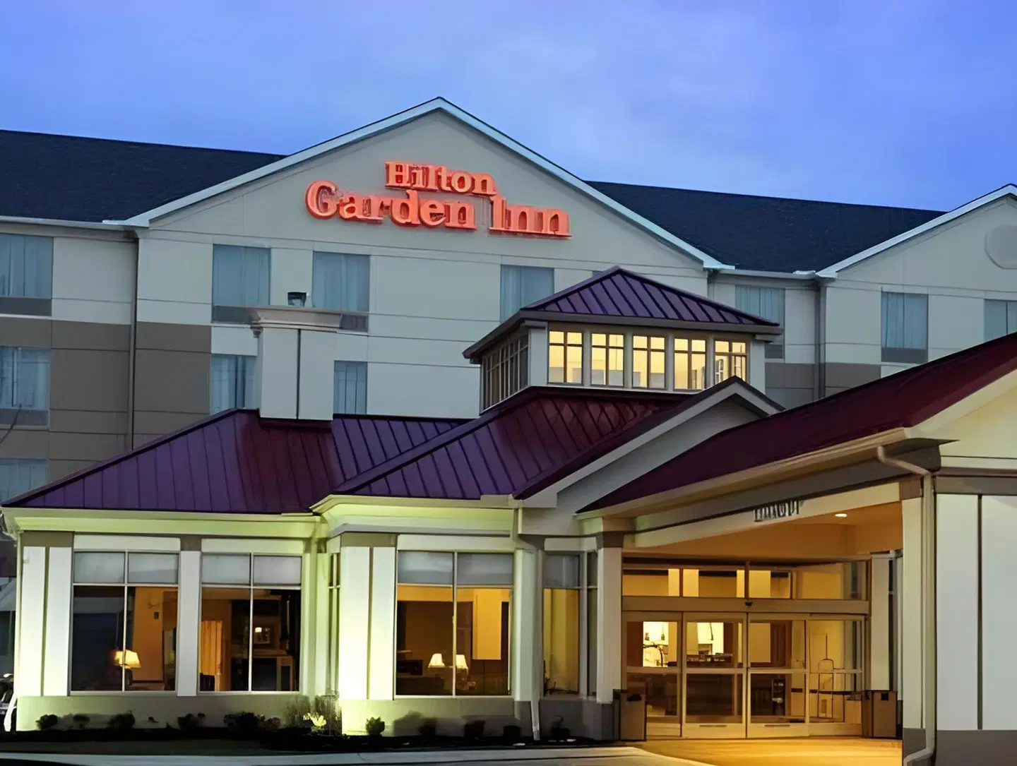 Hilton Garden Inn Lincoln Downtown/Haymarket EXTERIOR