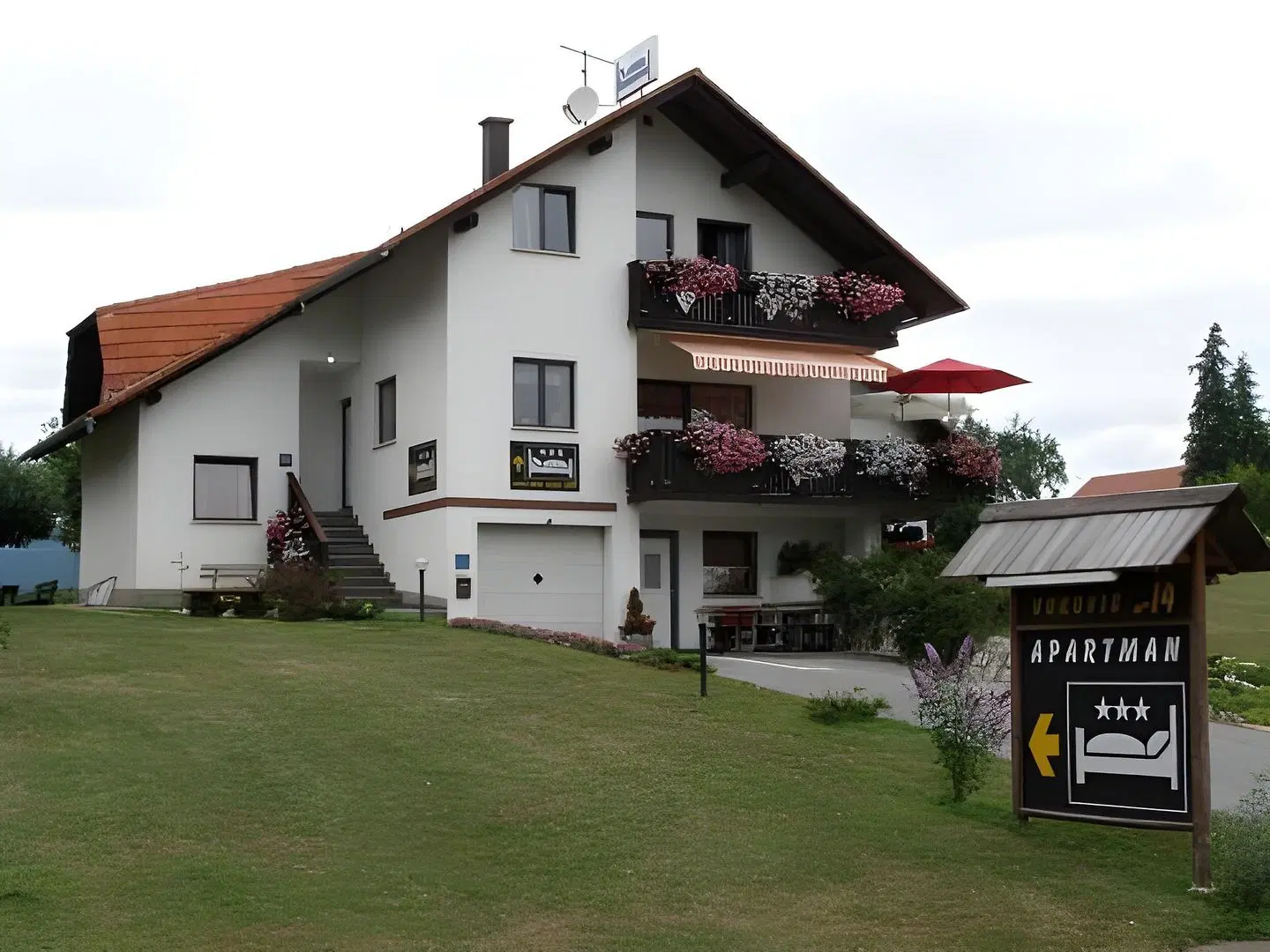 Pansion Vukovic EXTERIOR