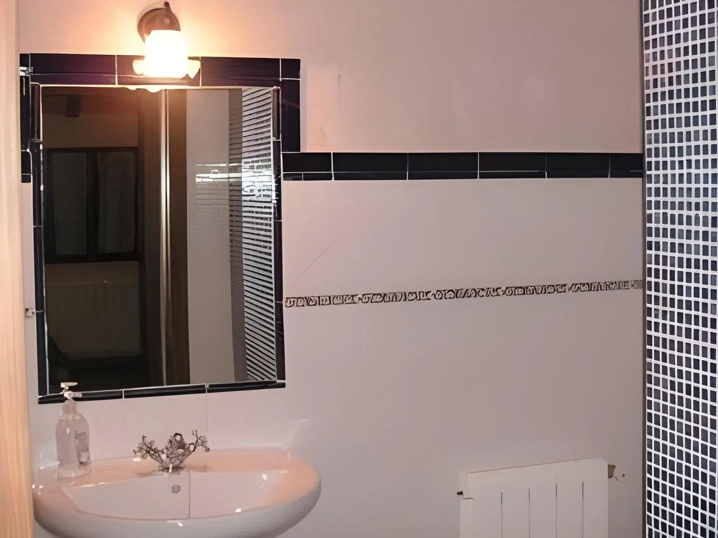 Casas Rurales Noguericas Badezimmer
