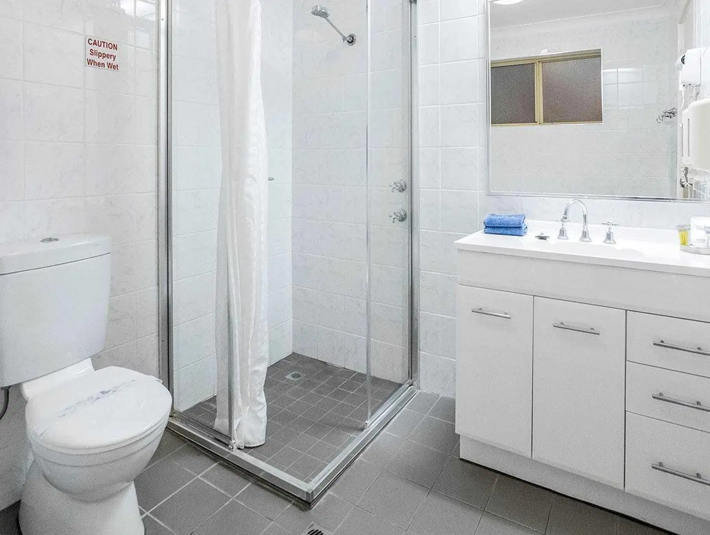 Comfort Inn Bay of Isles Badezimmer