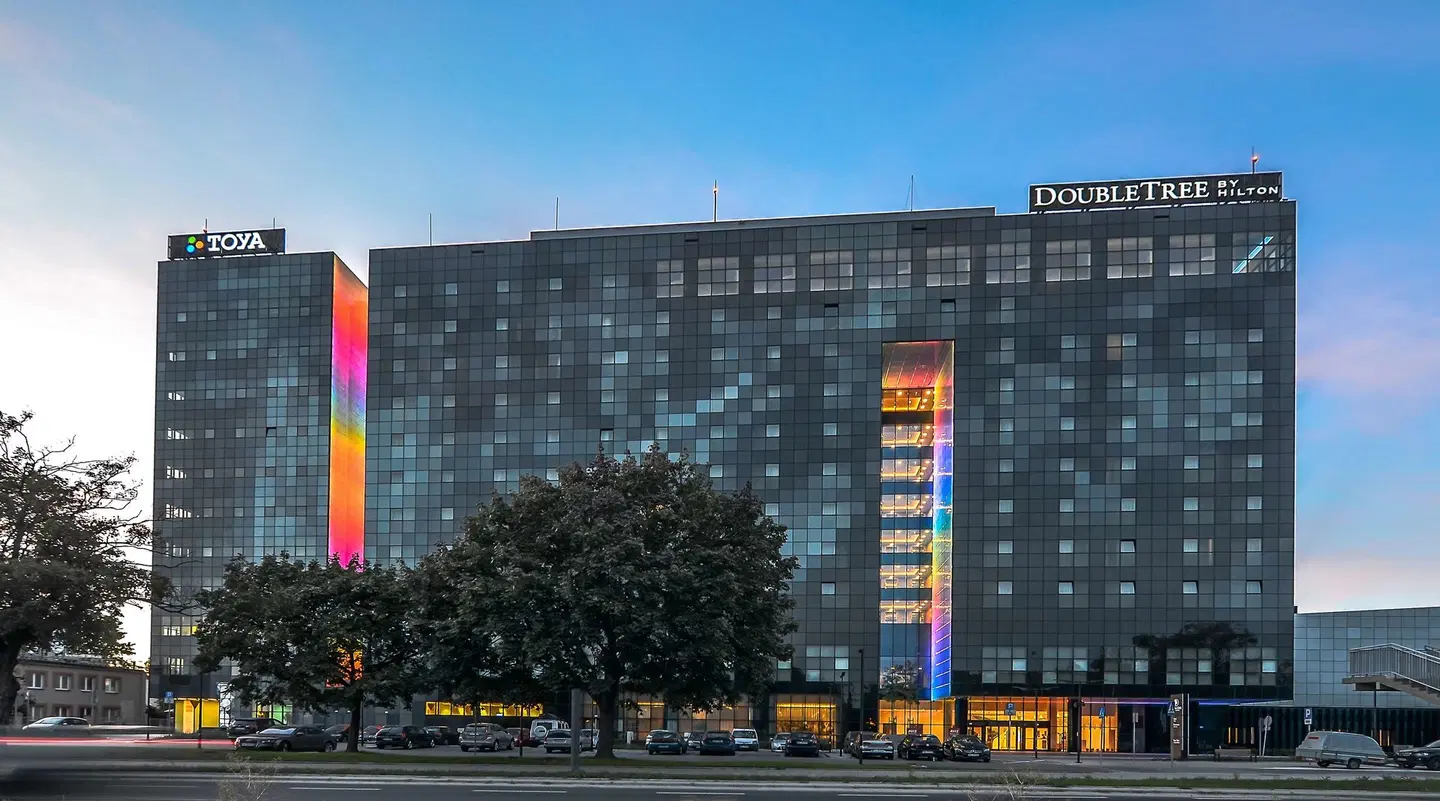 DoubleTree by Hilton Lodz EXTERIOR