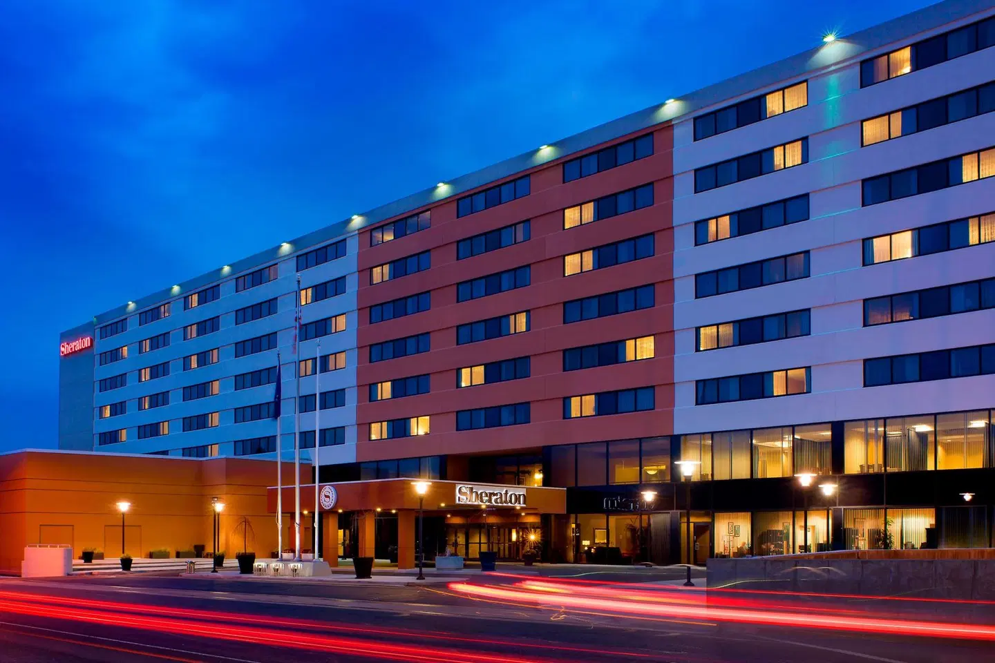 Sheraton Hartford Hotel at Bradley Airport EXTERIOR