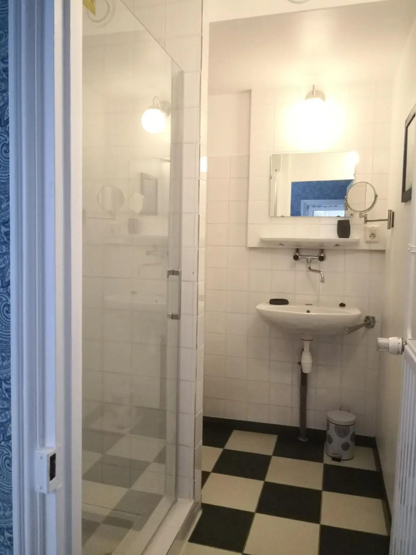 Maison Courbarien Badezimmer