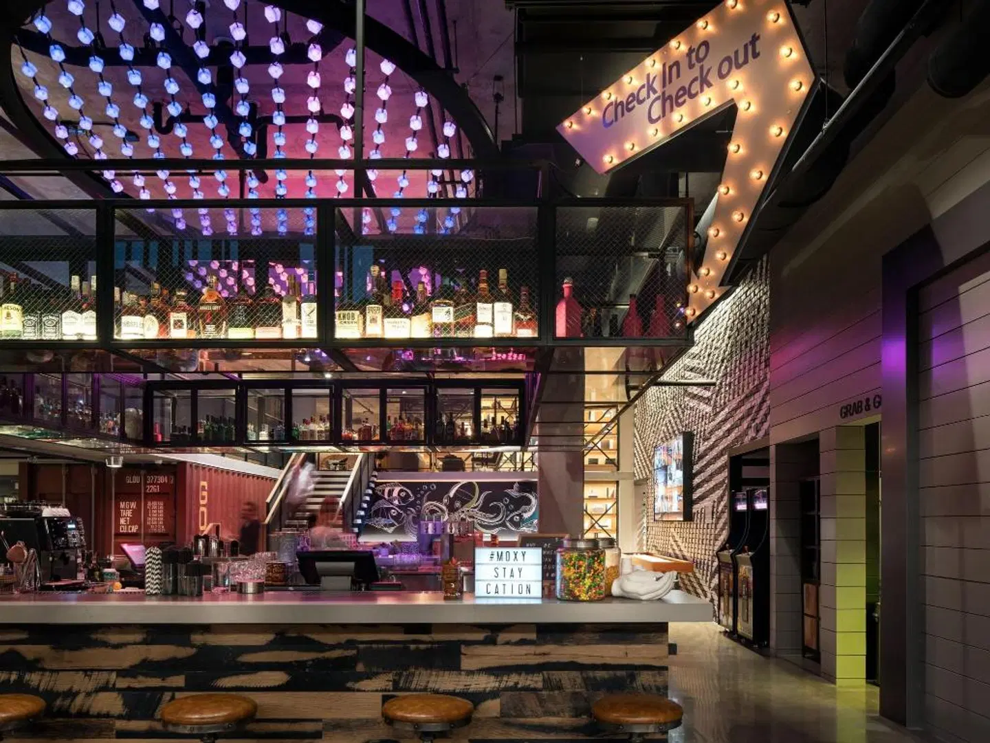 Moxy San Diego Downtown/Gaslamp Quarter Bar